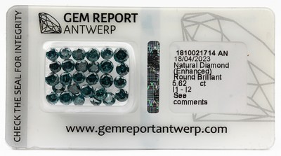 Image 26763398 - Lot 28 loose brilliants, 5.62 ct Blue (treated)/p1-p2, sealed, with Gem Report Antwerp expertise Valuation Price: 3600, - EUR