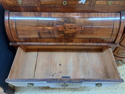 26764538d - Secretary, Louis-Seize, France, around 1780, walnut veneer, partly walnut root, 2 drawers at the bottom, one drawer and 2 blind drawers, roller flap with pull-out writing board, interior division with another 4 drawers, brass fittings, approx. 116x113x52 cm, condition 2-3