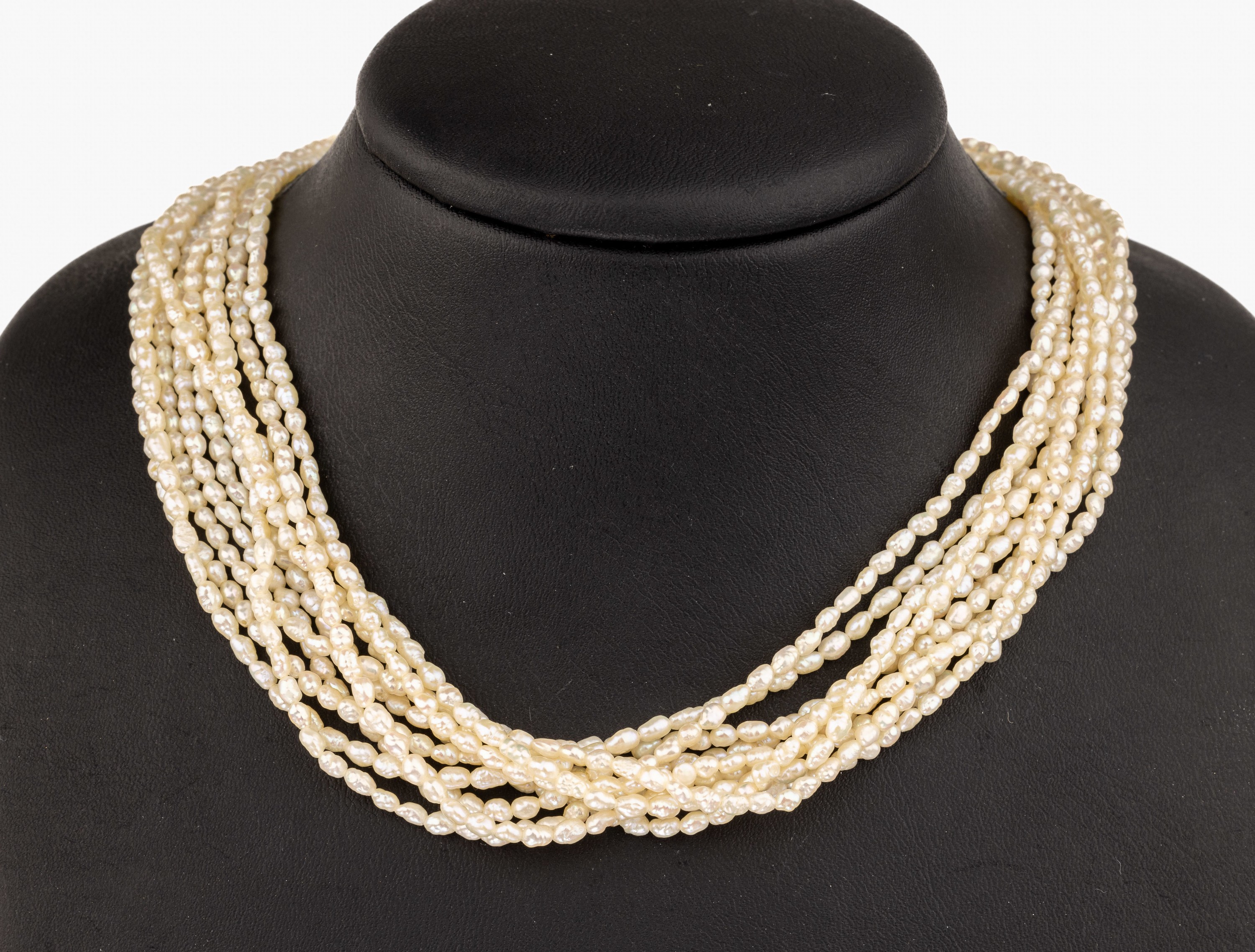 Zuchtperl-Collier mit 14 kt Gold Schliesse, GG 585/000, 10-rhg. unrunde Zuchtperlen, L. ca. 41 cm, Kugelschliesse