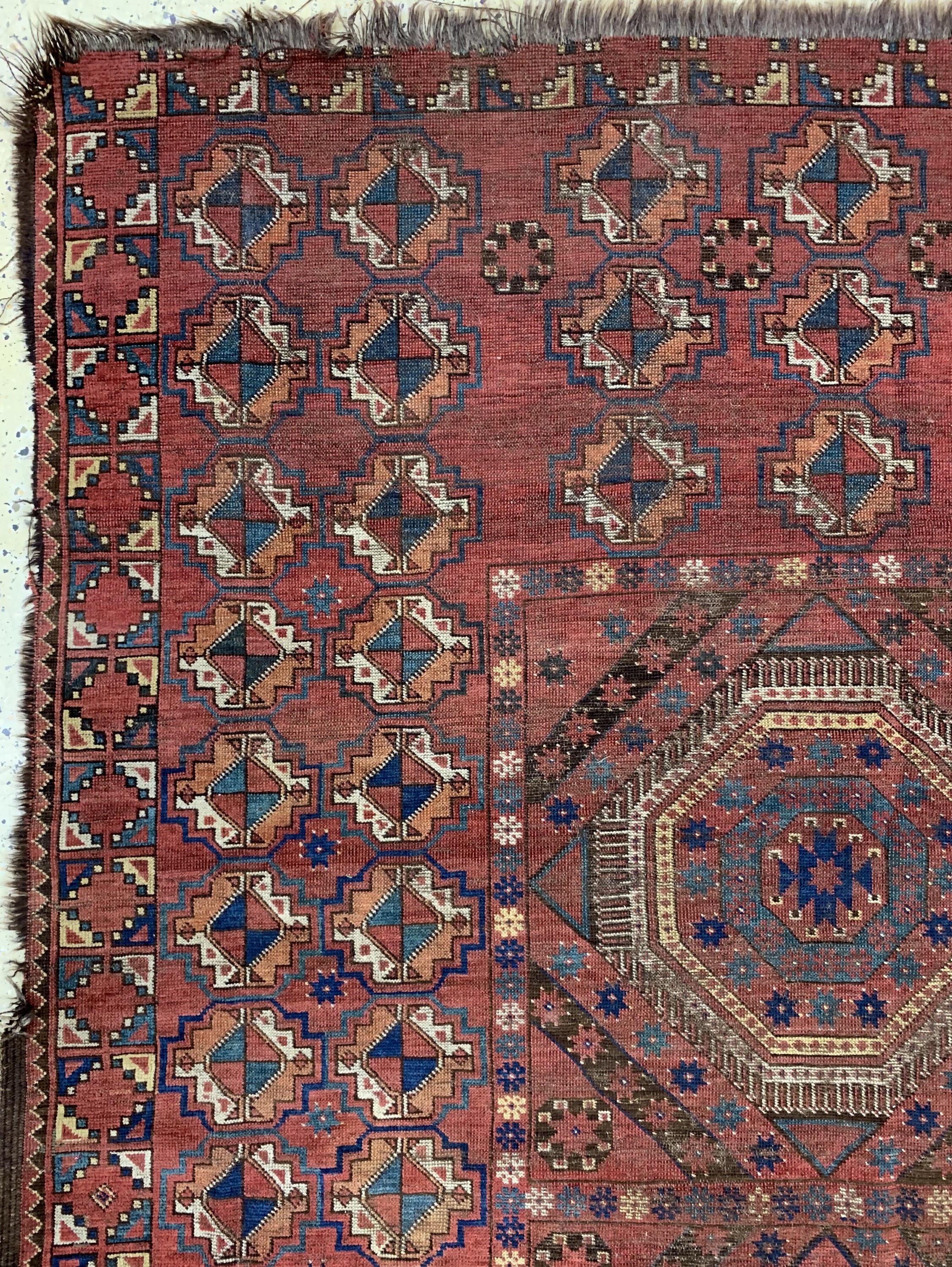 Detail c: Antiker Beschir, Turkmenistan, 19.Jhd, Wolle auf Wolle, ca. 435 x 242 cm, EHZ: 4