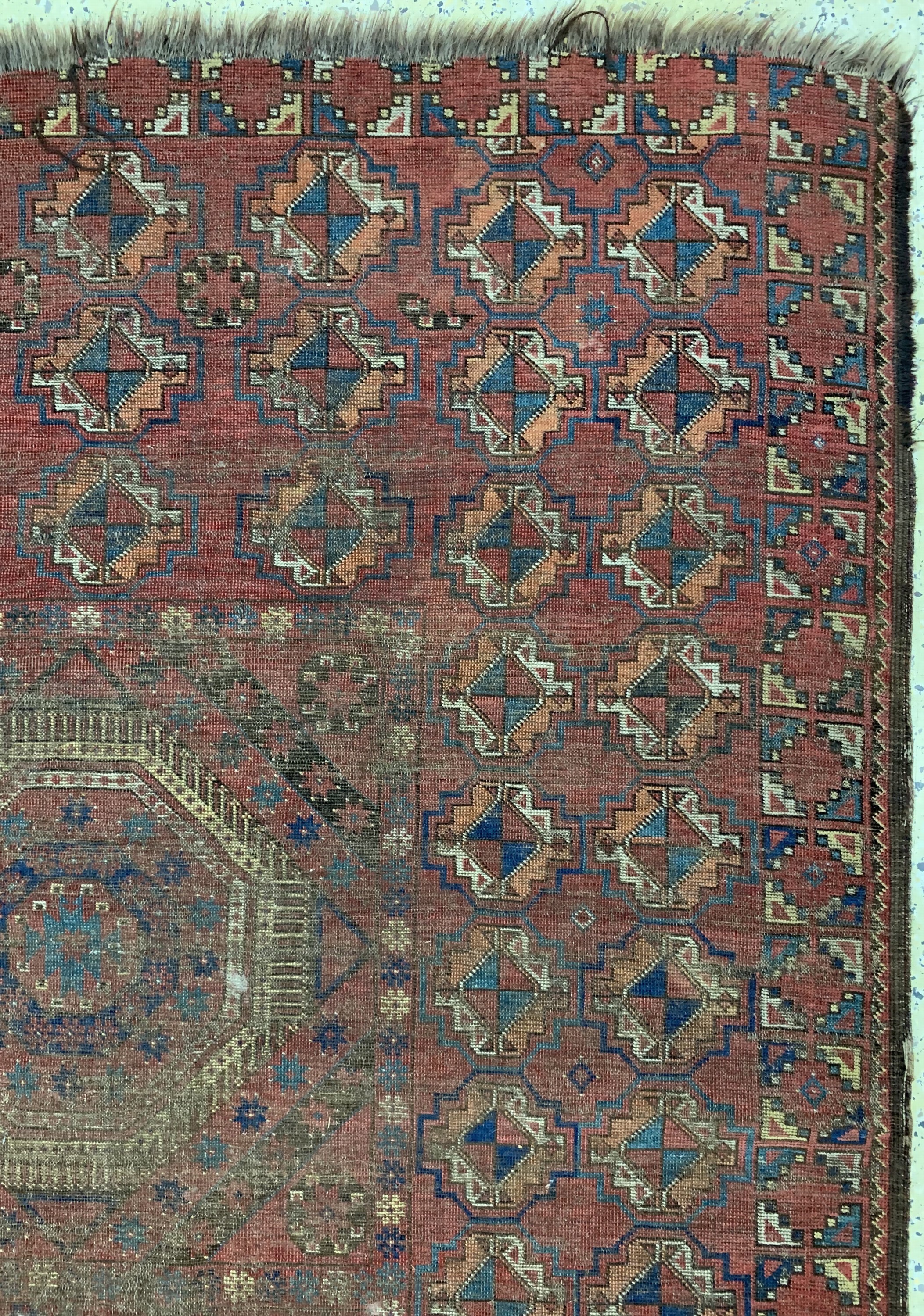 Detail d: Antiker Beschir, Turkmenistan, 19.Jhd, Wolle auf Wolle, ca. 435 x 242 cm, EHZ: 4