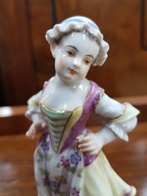 26765615e - Porcelain figure, Meissen, 20th century, dancing girl, polychrome painted, gold decoration, height 11.5 cm