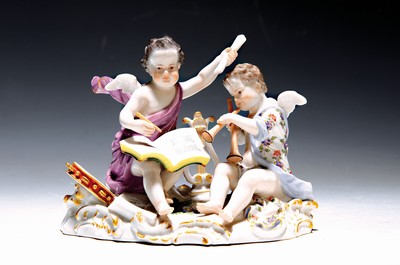 Image 26765618 - Porcelain group, Meissen, around 1890/1900, allegory of poetry, designed by Johann Joachim Kaendler, two musical cupids, model no. 2464, fine polychrome painting, gold decoration, pommel swords, approx. 12.5 x 16 cm