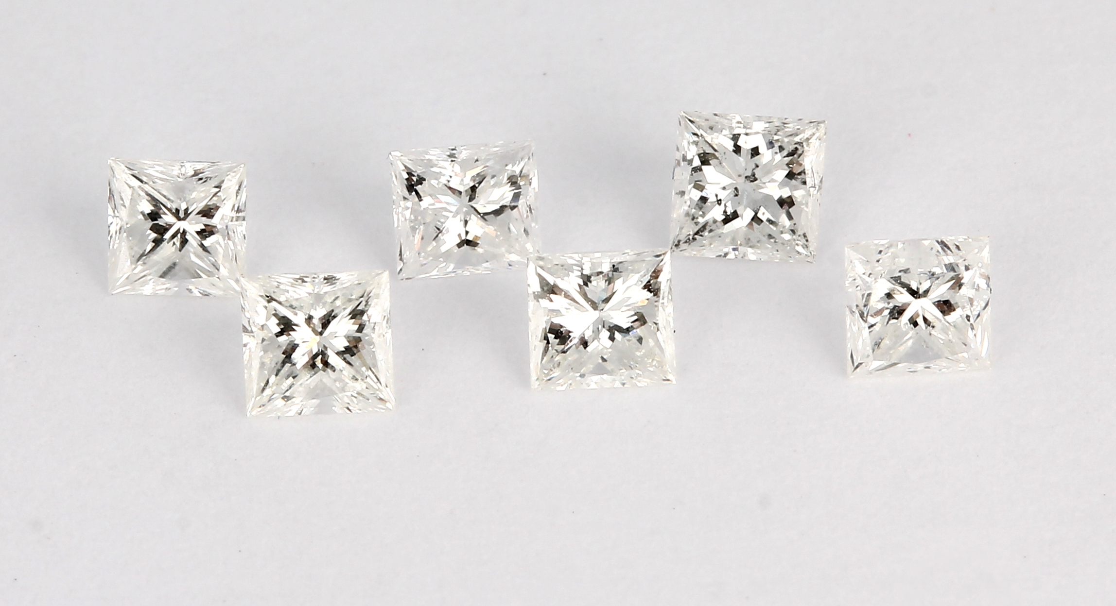Lot 6 lose Princesscut-Diamanten, 1.66 ct feines Weiß-Weiß/vs-si und 1 x p1