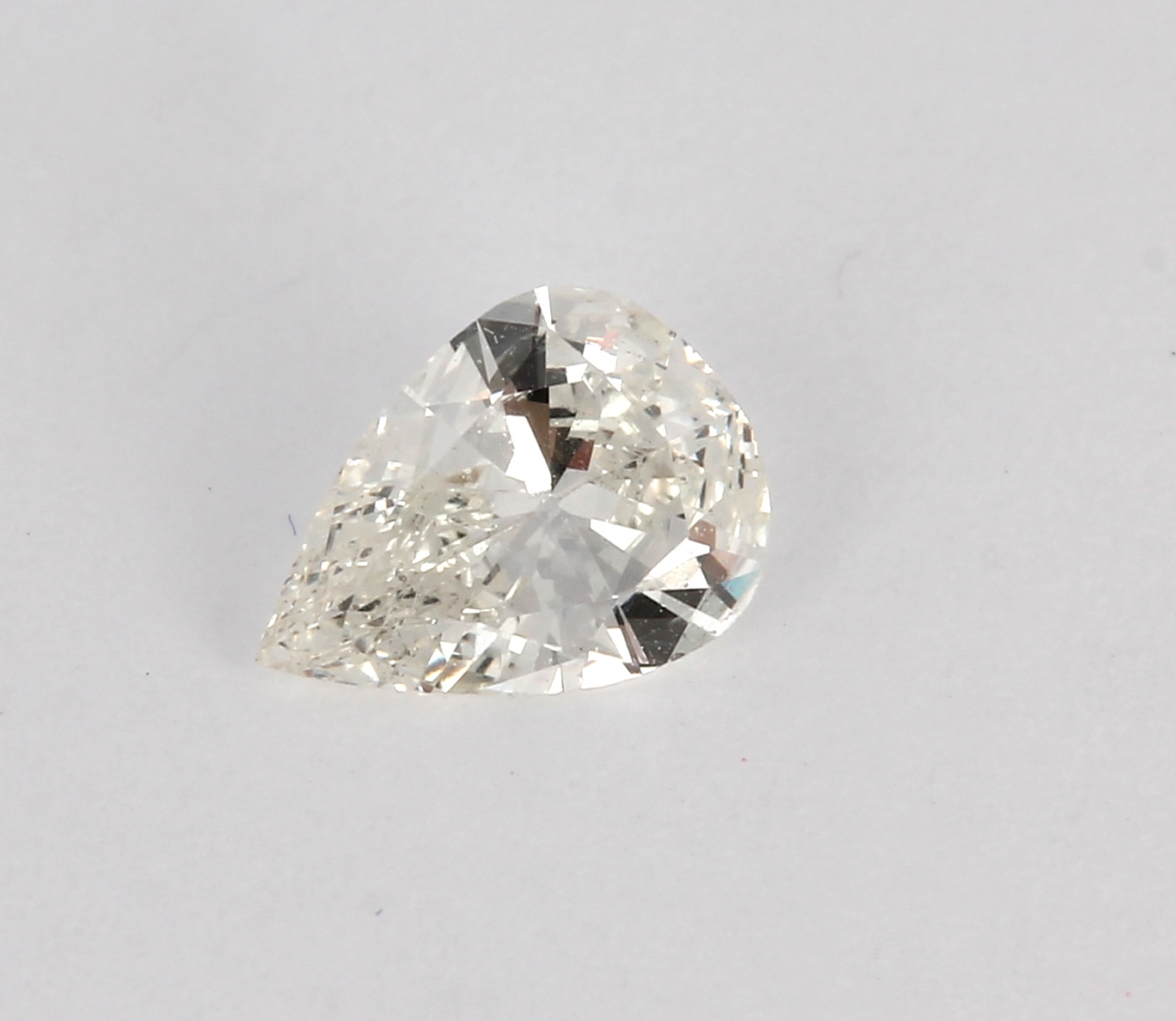 Loser Diamant, 0.46 ct l.get.Weiß(I)/si1, facett. Tropfen, mit GIA-Expertise
