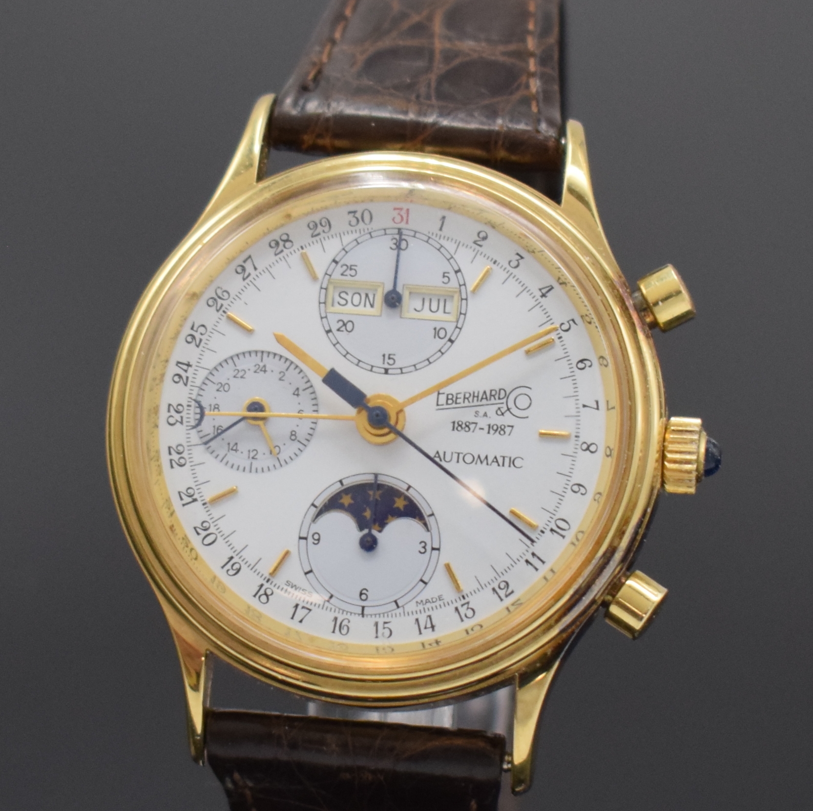 Detail a: EBERHARD & CO auf 699 Stück limitierter Armbandchronograph mit Kalender, Schweiz 1987, Automatik, verg. Geh., Stahlboden verschr., Korrekturdr. ...