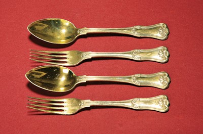 Image 26766679 - 6 spoons and 6 forks, German, 19th century, 13-lot silver, gold-plated, shell decoration, approx. 18cm, approx. 657 g, high-quality workmanship