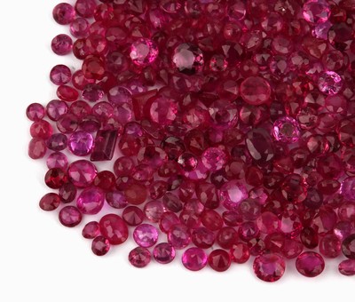 26766696a - Lot loose rubies total approx. 28.20 ct
