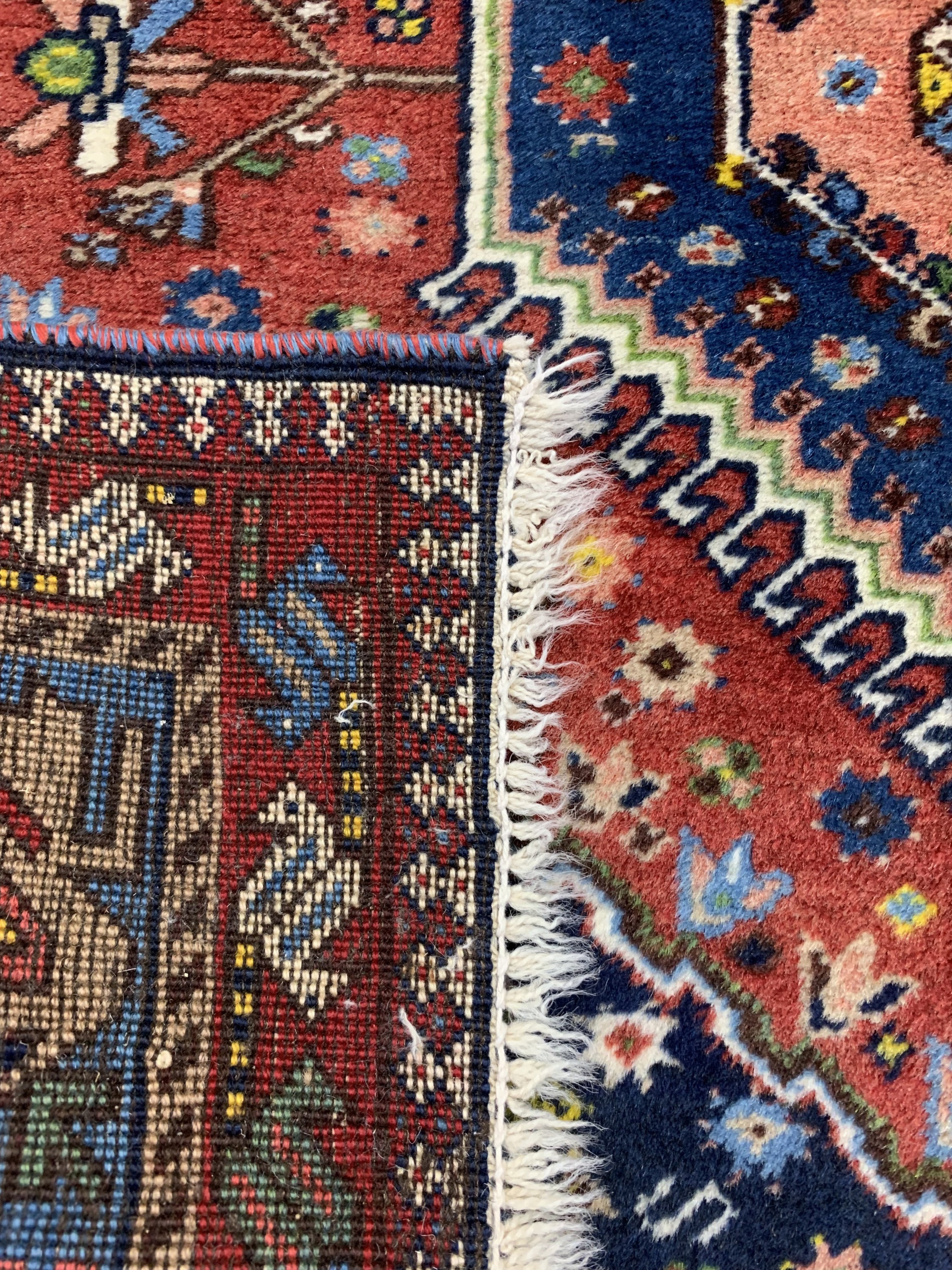 Detail d: Yalameh, Persien, ca. 50 Jahre, Wolle auf Wolle, ca. 172 x 106 cm, EHZ: 2