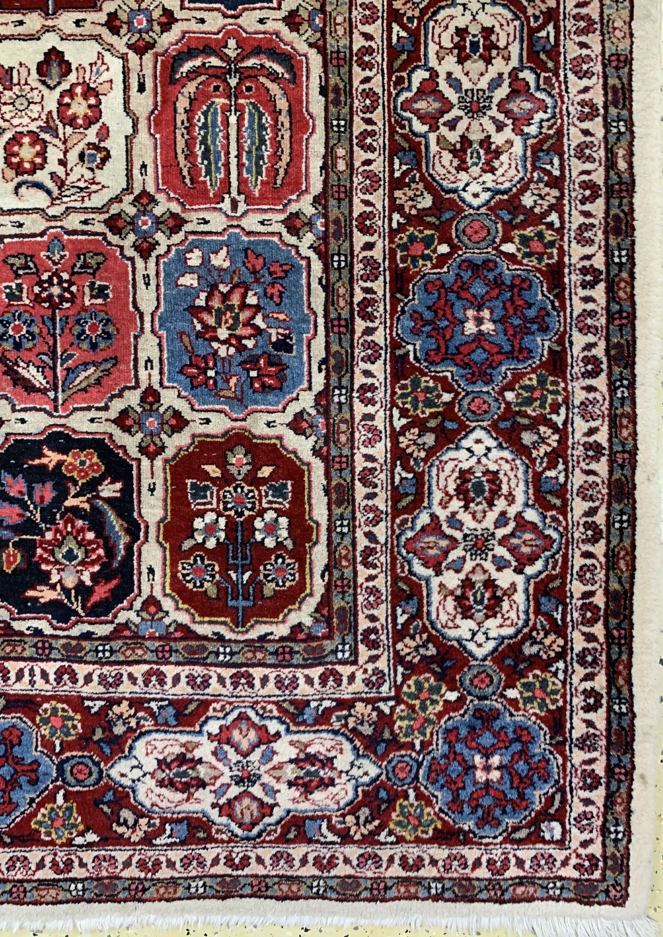 Detail a: Sarogh, Persien, um 1950, Wolle auf Baumwolle, ca. 272 x 193 cm, EHZ: 2