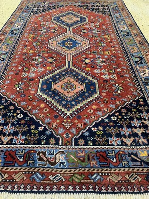 26766809c - Yalameh, Persia, approx. 50 years, wool on wool, approx. 172 x 106 cm, condition: 2. Rugs, Carpets & Flatweaves