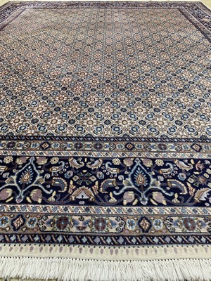 26766812c - Moud cork fine, Persia, approx. 50 years, corkwool on cotton, approx. 304 x 247 cm, condition: 2. Rugs, Carpets & Flatweaves