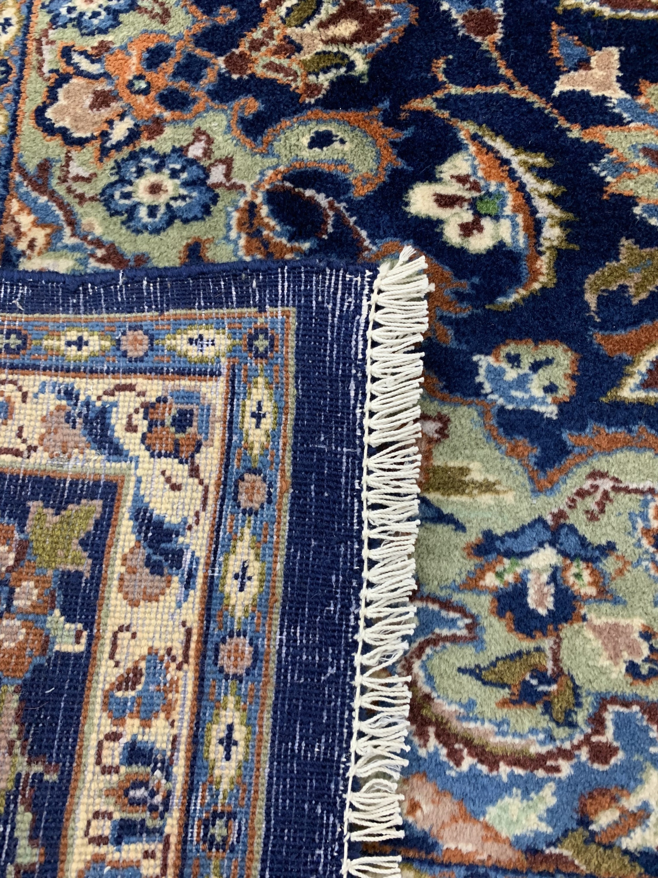 Detail e: Najafabad, Persien, Ende 20.Jhd, Wolle auf Baumwolle, ca. 320 x 230 cm, gereinigt, EHZ: 1-2