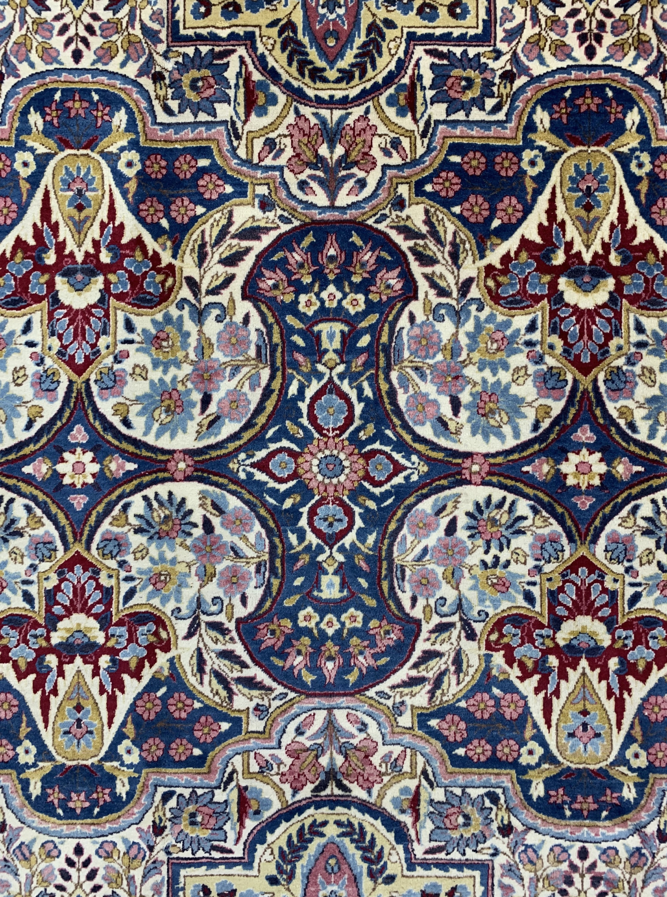Detail b: Yazd, Persien, Anfang 20.Jhd, Wolle auf Baumwolle, ca. 365 x 252 cm, EHZ: 2