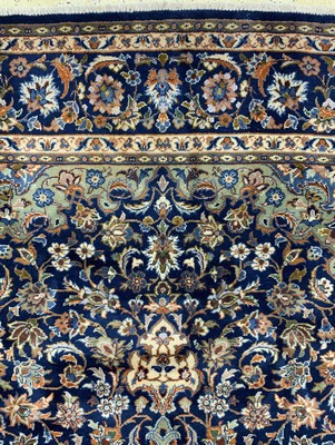 26767116c - Najafabad, Persia, Ende 20.Jhd, Wolle auf Baumwolle, approx. 320 x 230 cm, gereinigt, condition: 1-2. Rugs, Carpets & Flatweaves