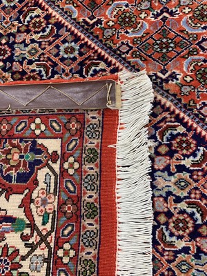 26767143e - Bijar, Persia, Ende 20.Jhd, Wolle auf Baumwolle, approx. 340 x 250 cm, gereinigt, condition: 1-2. Rugs, Carpets & Flatweaves