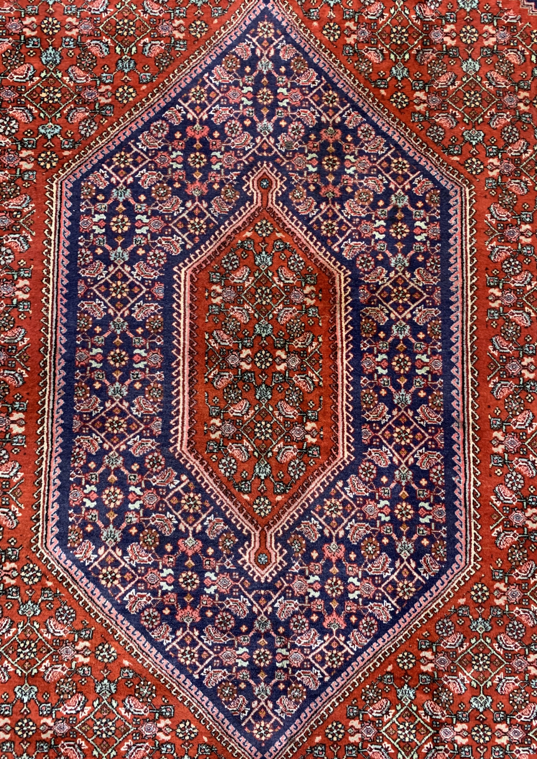 Detail b: Bidjar alt, Persien, Anfang 20.Jhd, Wolle auf Baumwolle, ca. 310 x 216 cm, EHZ: 2