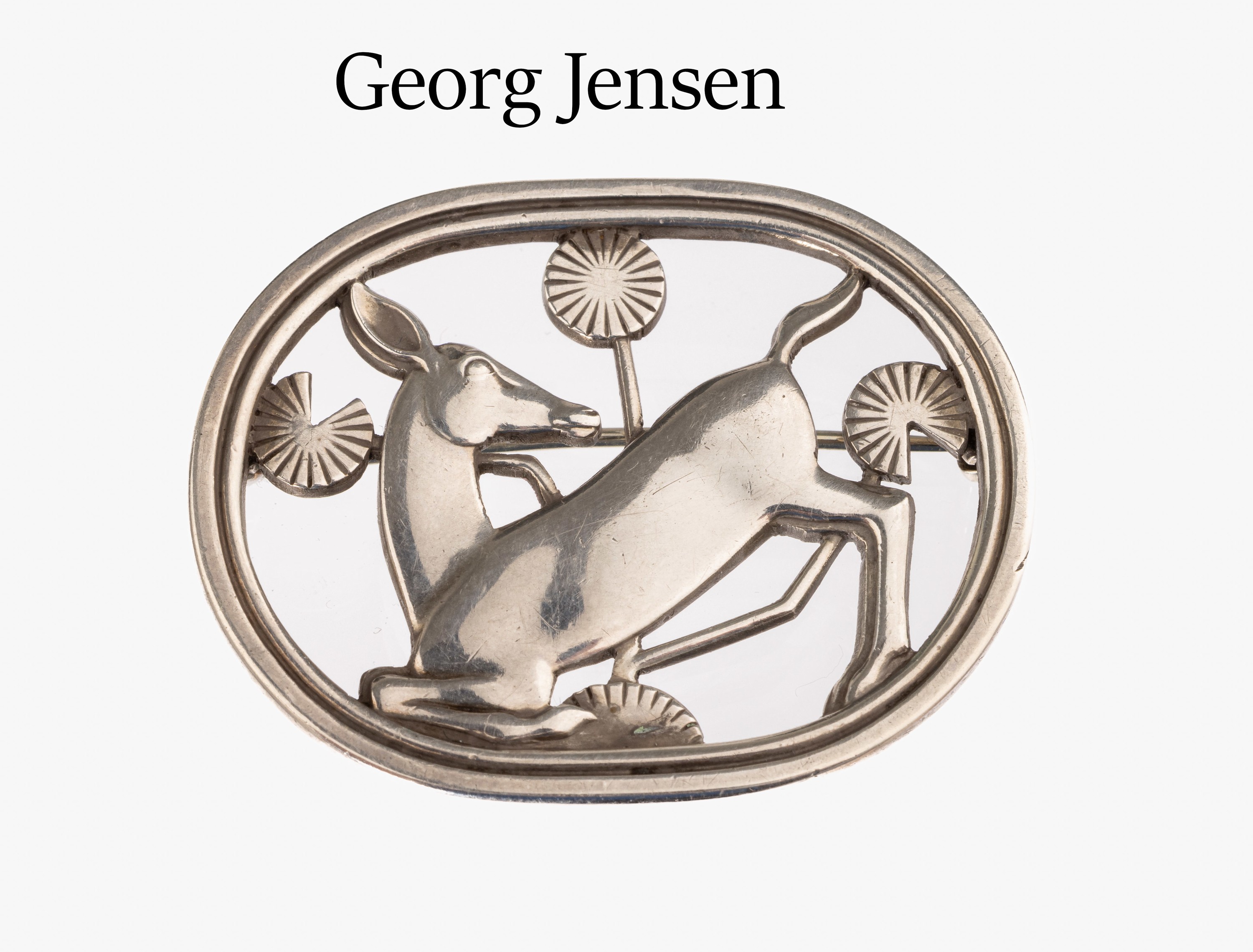 GEORG JENSEN Brosche, 925er Silber, Dänemark nach 1945, Entwurf Arno Malinowski, um 1930, Nr. 256, sign. und num., Darst. Hirschkuh mit ...