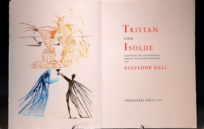 26767976k - Salvador Dali, 1904-1989 Figueras, Tristan and Isolde, cycle of 21 drypoint etchings on Velin de Rives, num. 51/125, 20 hand-monogrammed etchings and hand-signed title page, sheet size. approx. 55x33cm, German-language text on the drama Tristan and Isolde by Lawrence Lacina, red linen folder. Linen cassette in book form, good condition