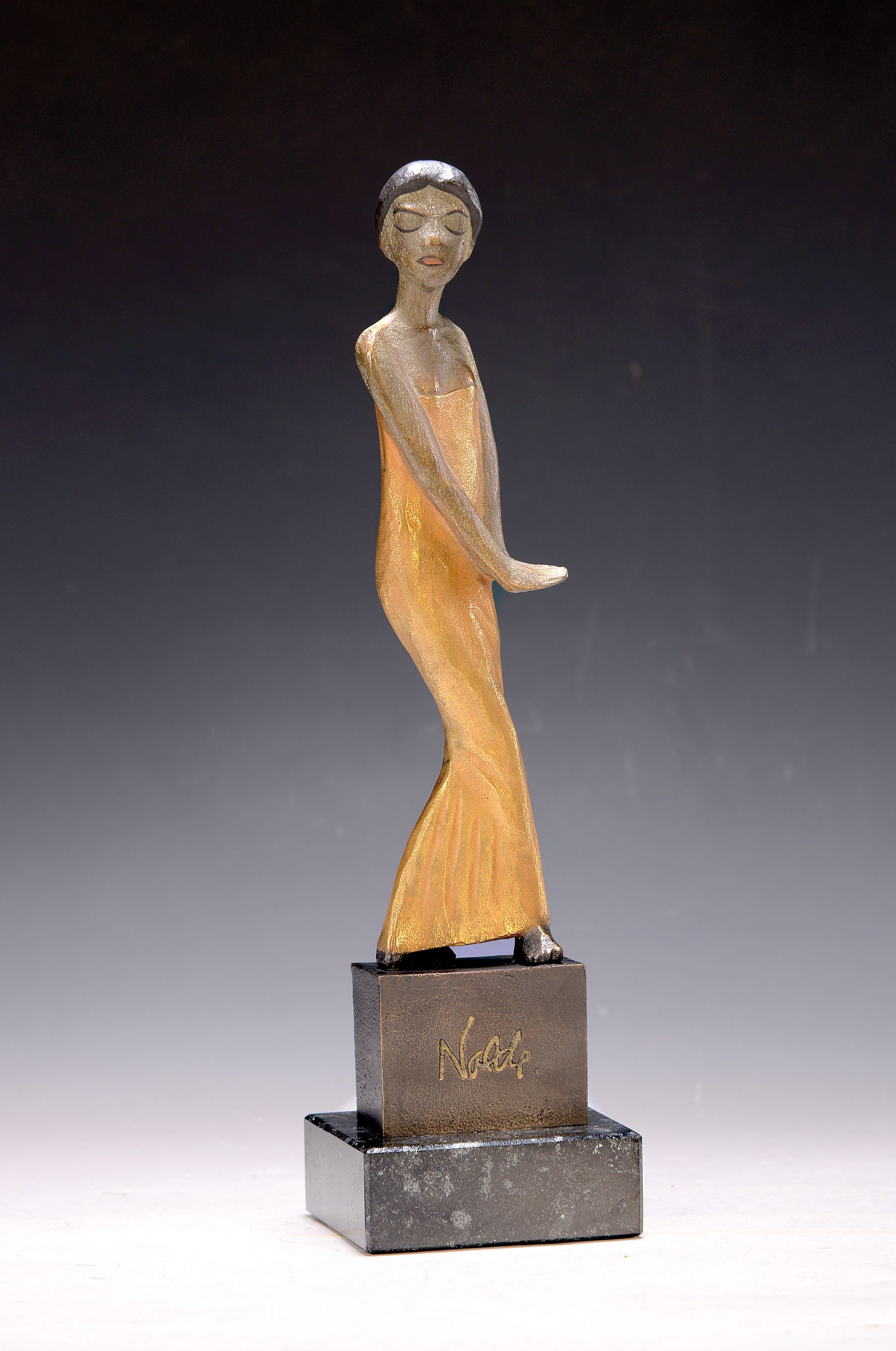 Detail k: Emil Nolde, 1867-1956, Java Tänzerin, Bronzeskulptur, hrsg. von der Ada und Emil Nolde Stiftung in Zusammenarbeit mit Ars Mundi, num. 31/980,, ...