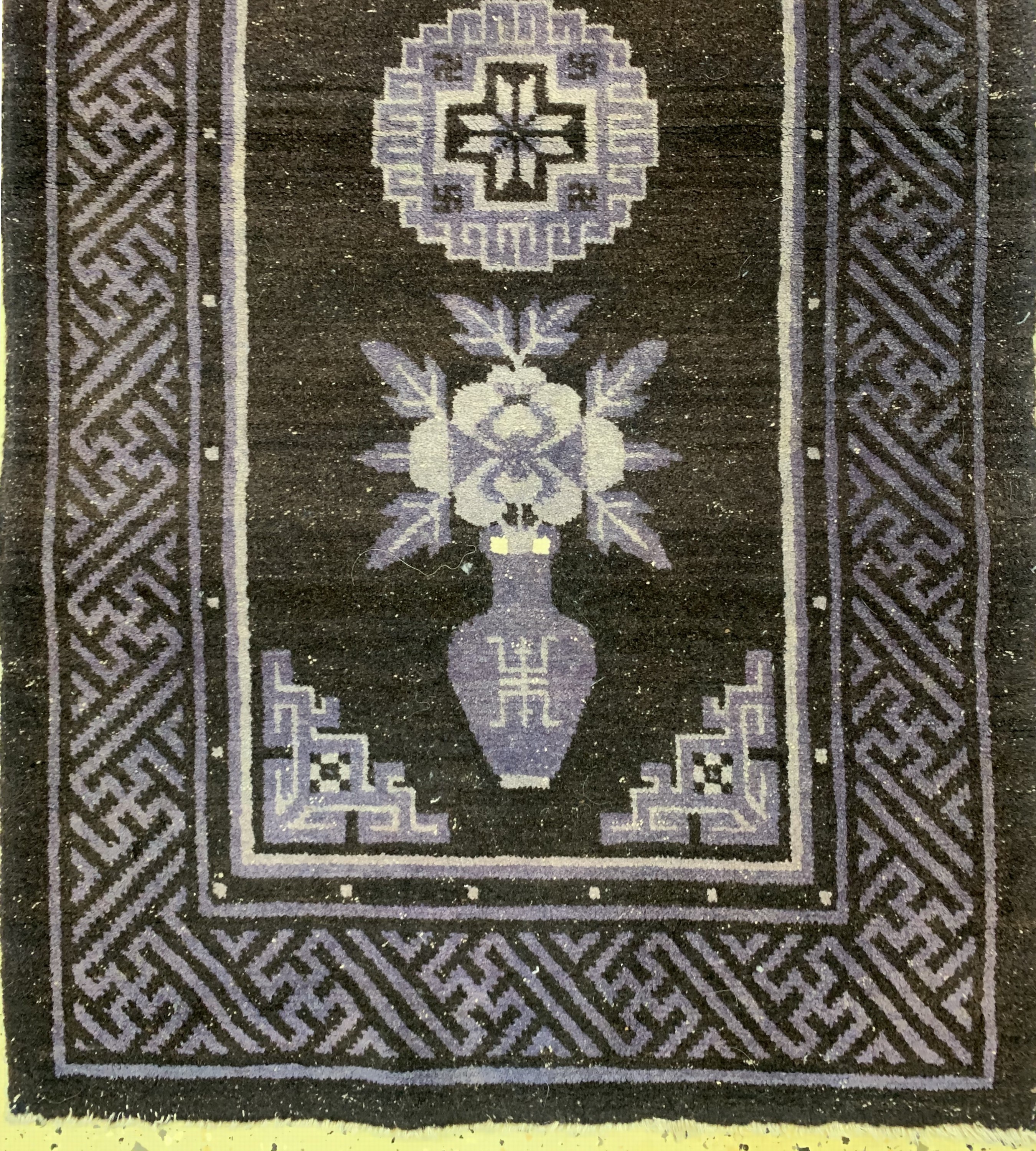 Detail a: Ein Paar paar Pao Tow antik, China, um 1900, Wolle auf Baumwolle, ca. 133 x 70 cm, EHZ: 3