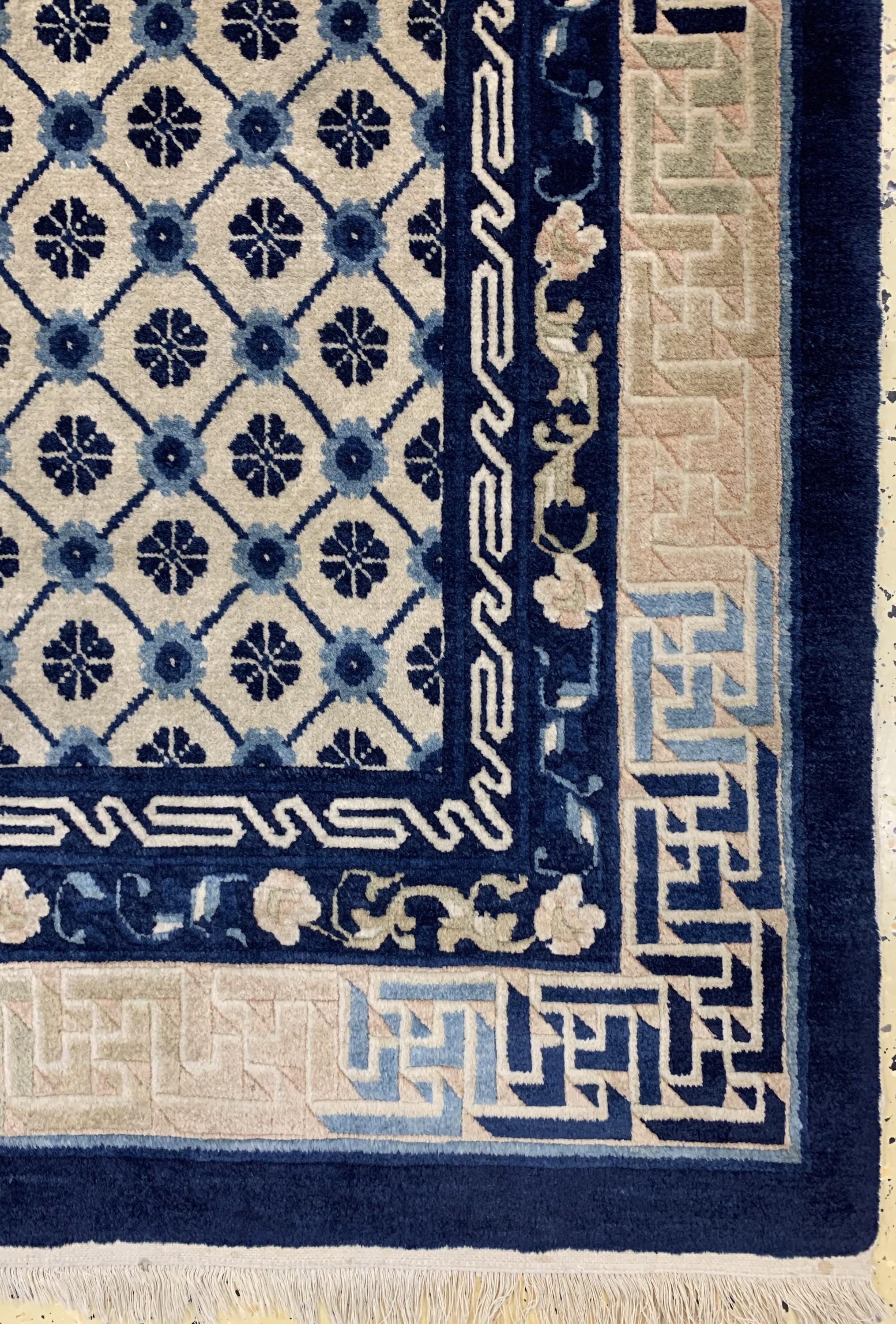 Detail a: Peking"Fo-Hund" alt, China, Anfang 20.Jhd, Wolle auf Baumwolle, ca. 200 x 130 cm, EHZ: 2
