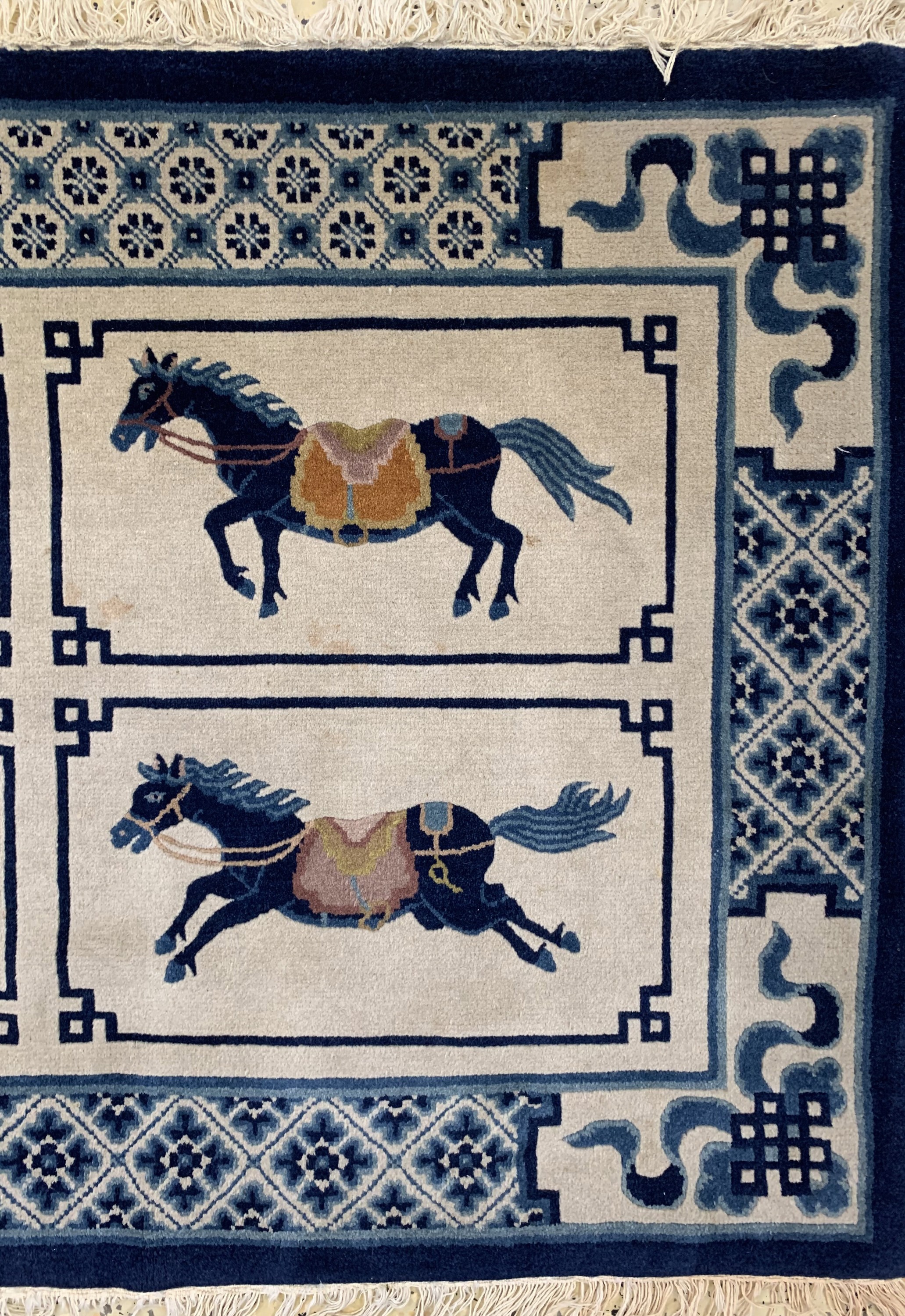 Detail a: Peking alt, China, Ende 20.Jhd, Wolle auf Baumwolle, ca. 185 x 93 cm, Reinigungsbedürftig, EHZ: 2