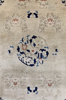 26768095b - Peking old, China, early 20th century, wool oncotton, approx. 213 x 128 cm, condition: 2. Rugs, Carpets & Flatweaves