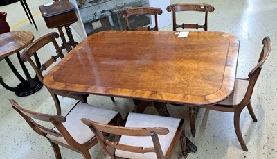26768280d - Tisch u. Sitzgruppe aus 6 Stühlen, England, um 1840