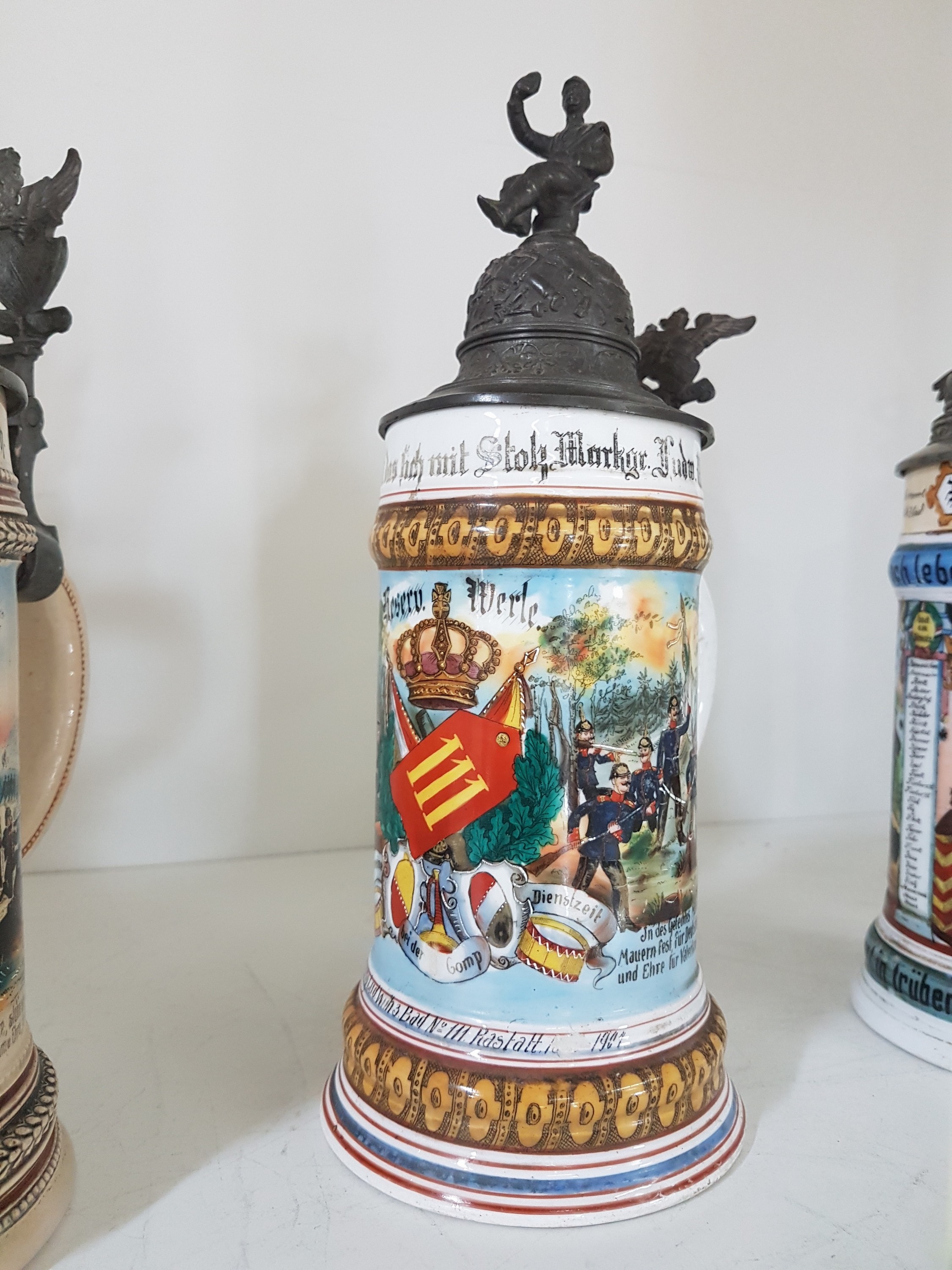 Detail c: 5 Reservistenkrüge, Infanterie-Regiment Markgraf Ludwig Wilhelm Nr. 111 Raststatt, zw. 1892 und 1911, Dienstzeiten 1892-94, 1895-97, 1899-1901, ...