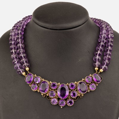 Image 26768683 - Amethyst-necklace, middle part approx. 1900