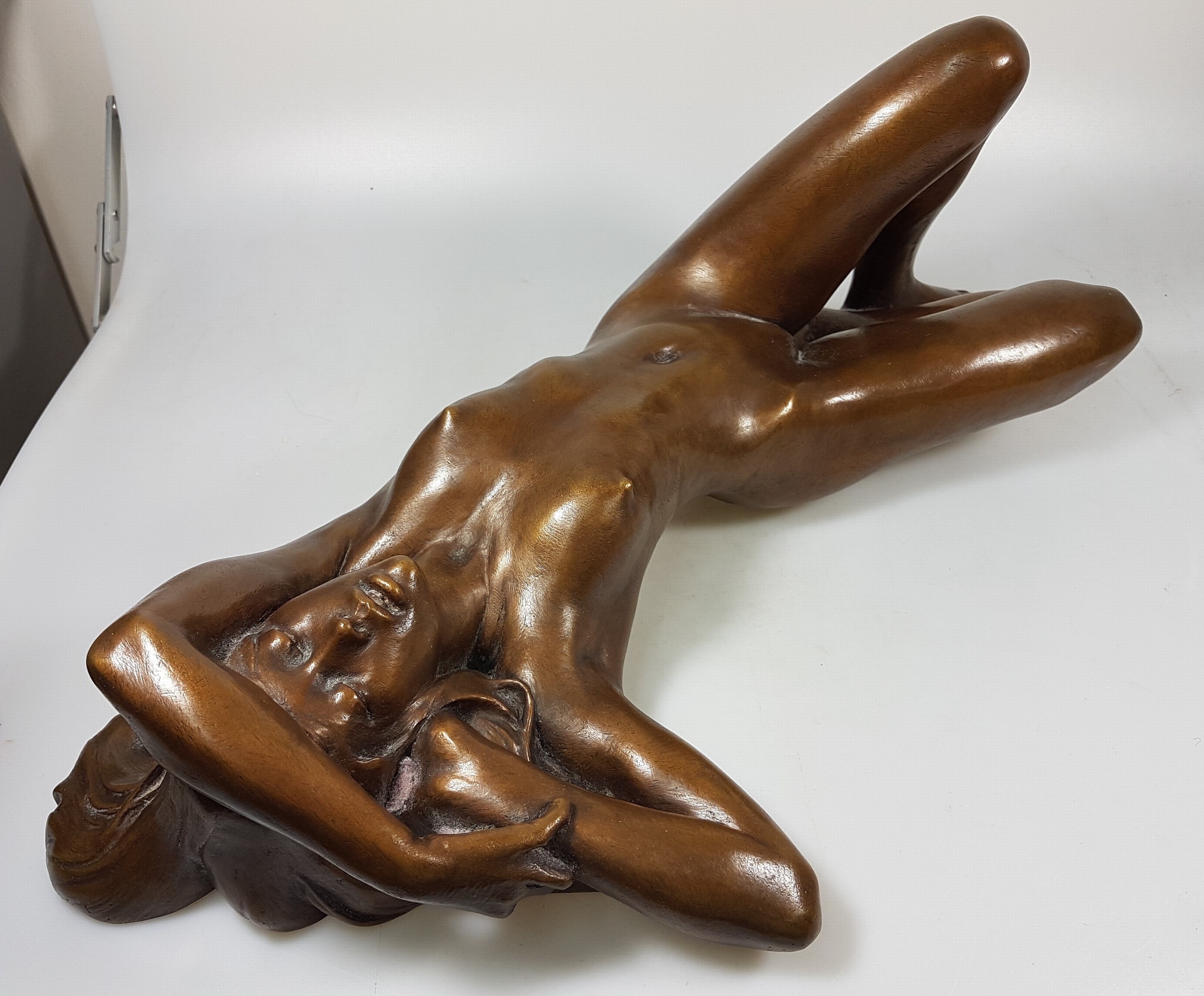 Detail i: Jacques Le Nantec, geb. 1940, Aurore, Bronzeskulptur, signiert, dat. 90, num. 66/99, ca. 17x48x23cm