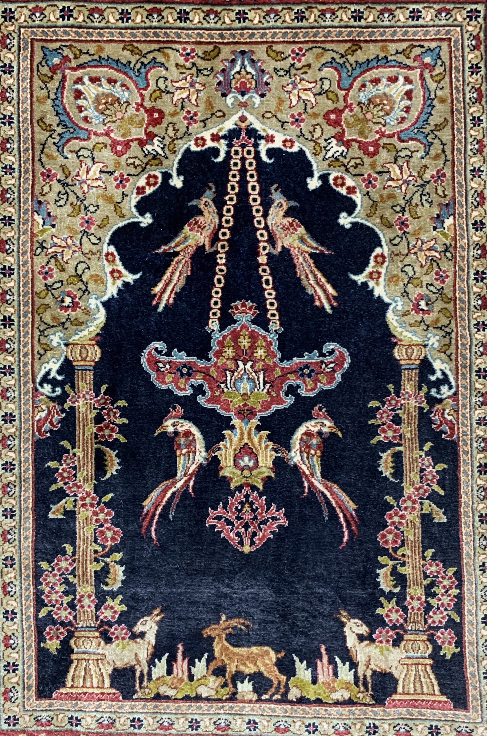 Detail a: Hereke Seide Sehr fein, Türkei, signiert"Özipek", Ende 20.Jhd, reine Naturseide, ca. 50 x 36 cm, ca. 2,0 Mio. Kn/qm, EHZ: 1