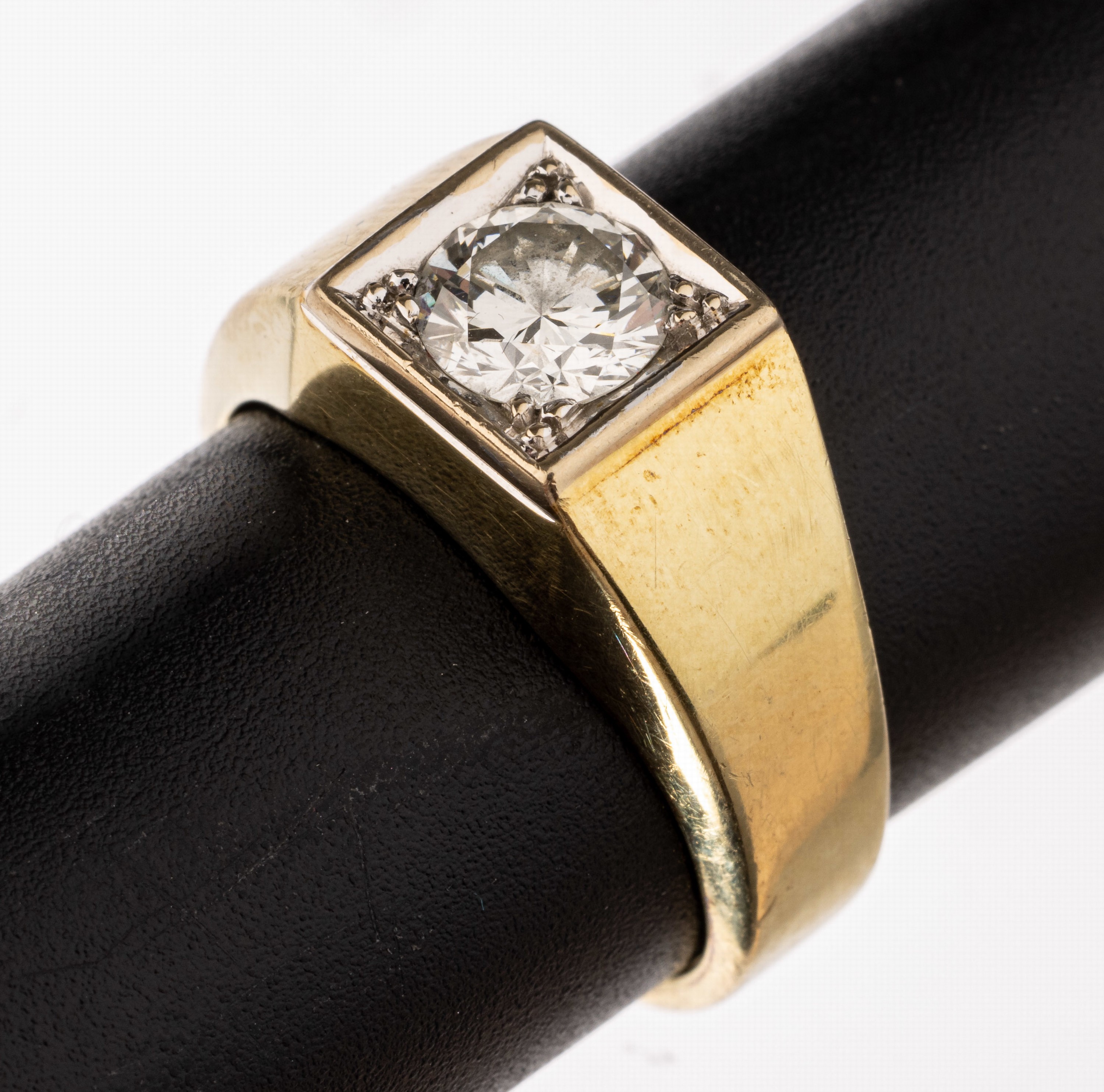 14 kt Gold Brillant-Ring, GG 585/000, Ringkopf rhod. mit Brillant ca. 0.91 ct (grav.) Weiß/p, RW 57, ca. 8.4 g