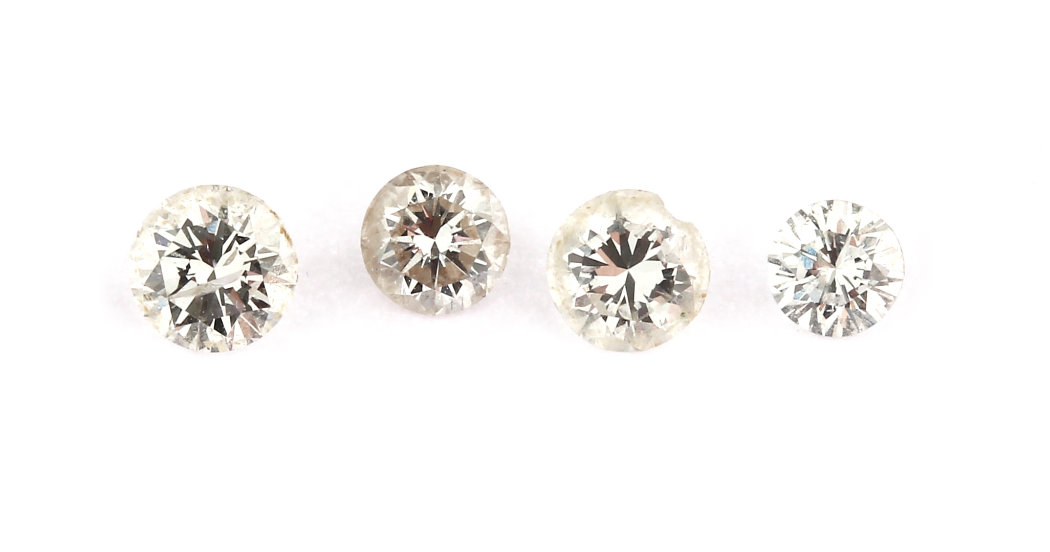 Lot 4 lose Brillanten zus. ca. 0.91 ct Weiß-.get.Weiß/p