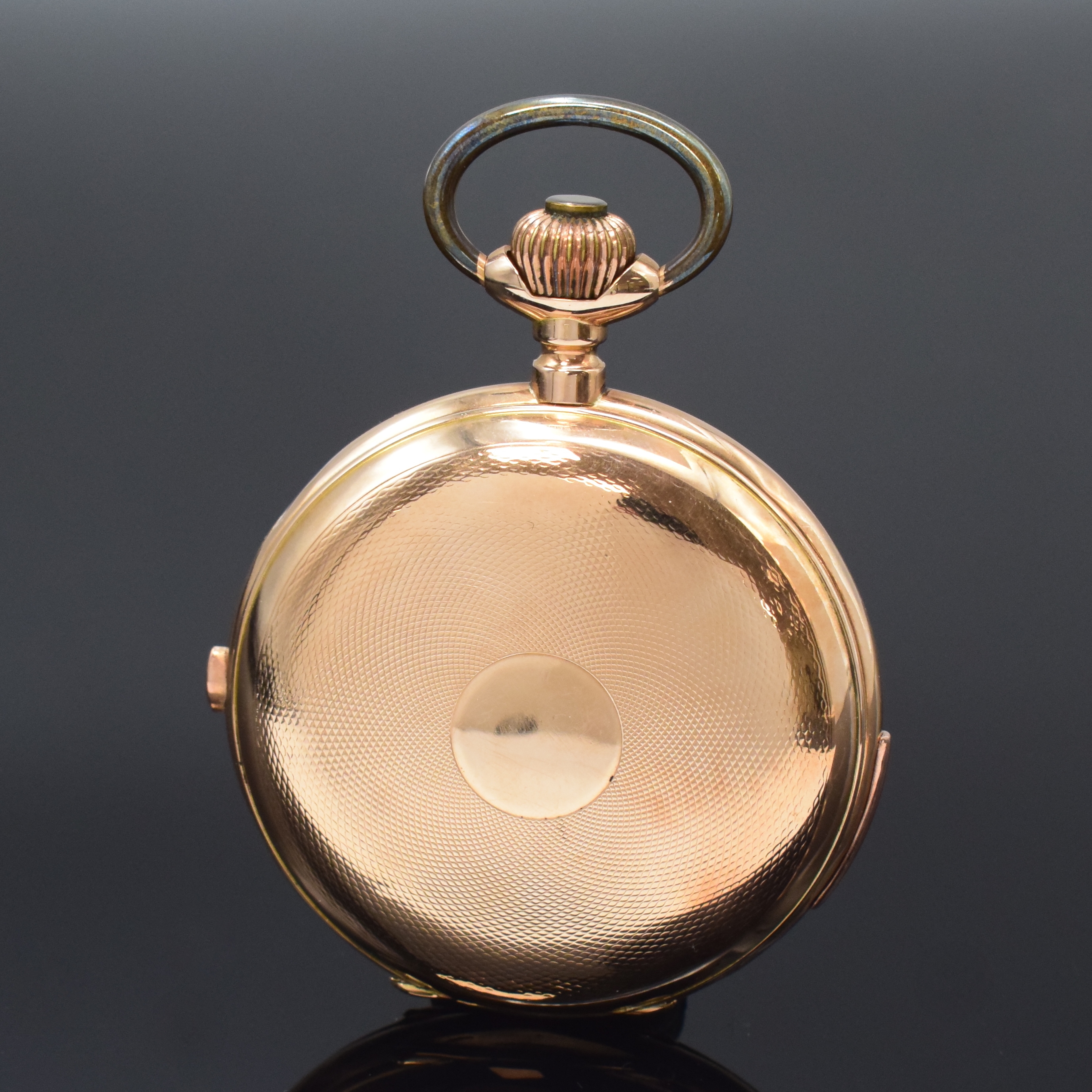 Detail b: Große Herrensavonette mit 1/4-Stunden- Repetition und Schaltradchronograph in RG 585/000, Schweiz um 1900, guill. 3-Deckel Goldgeh. dell., grav. ...