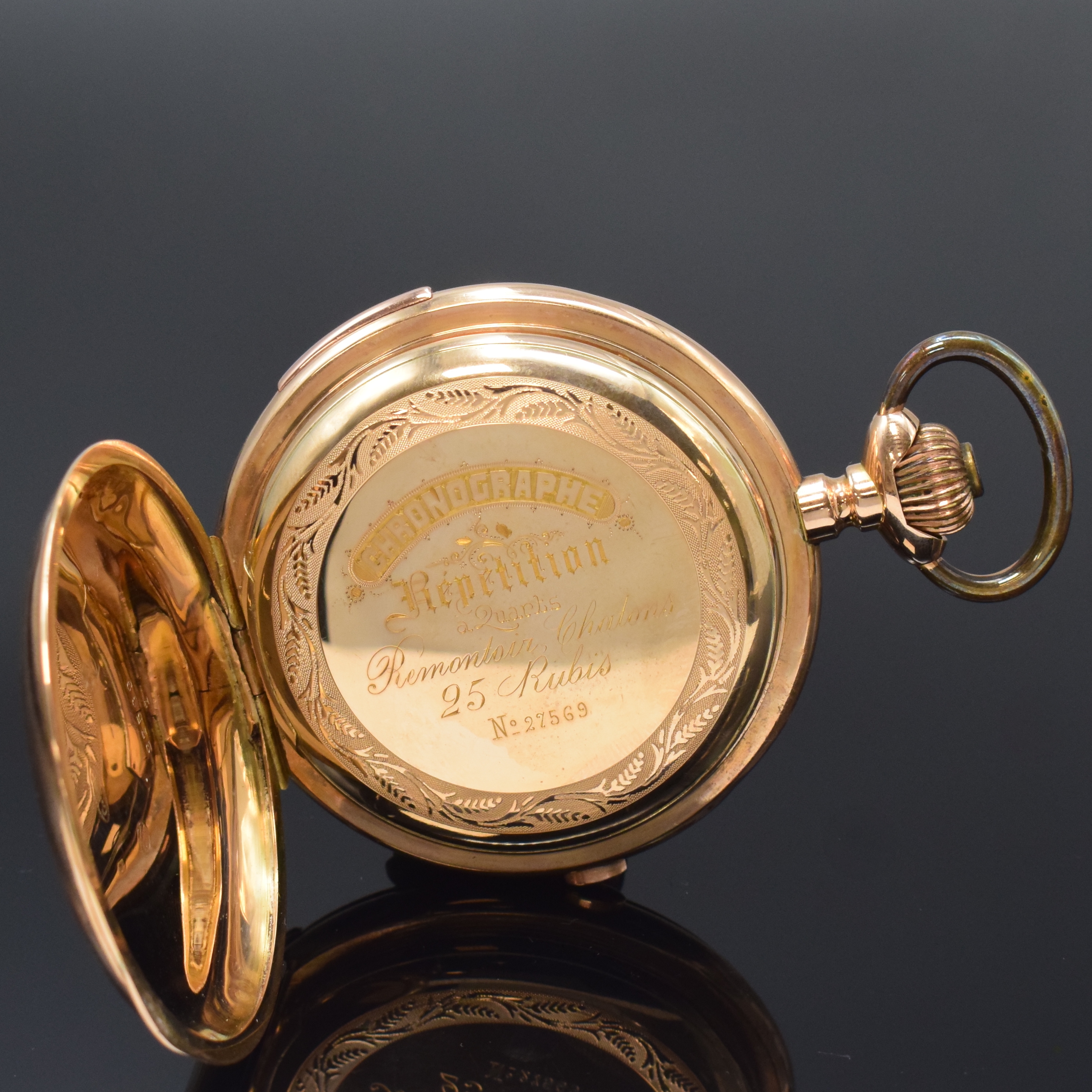 Detail d: Große Herrensavonette mit 1/4-Stunden- Repetition und Schaltradchronograph in RG 585/000, Schweiz um 1900, guill. 3-Deckel Goldgeh. dell., grav. ...