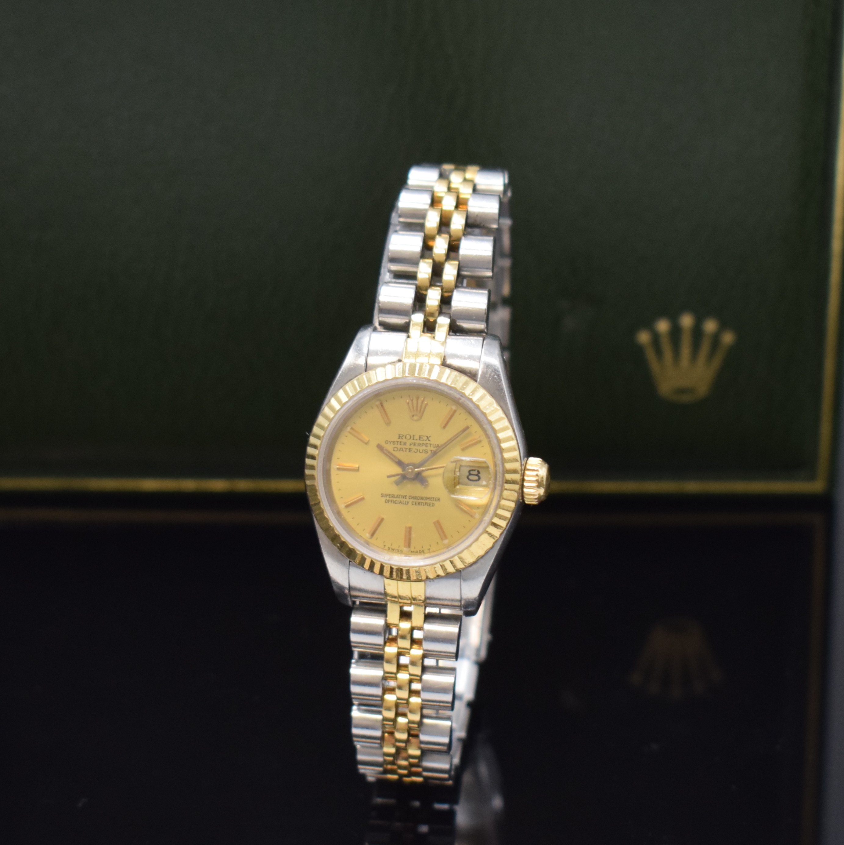 ROLEX Oyster Perpetual Datejust Damenarmbanduhr Referenz 69173, Schweiz um 1987, Automatik, Chronometer der Superlative in Edelstahl und Gold komb. ...