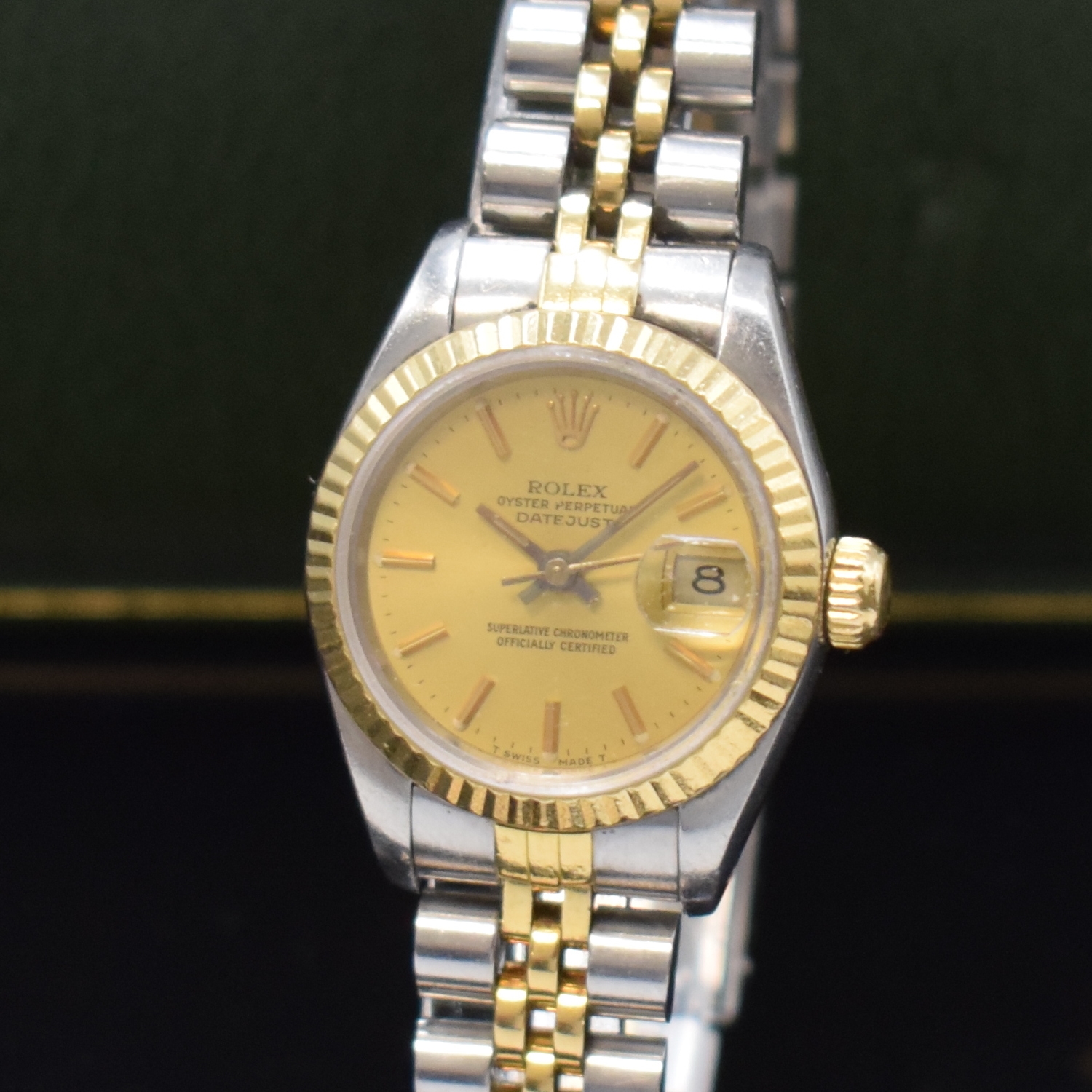 Detail a: ROLEX Oyster Perpetual Datejust Damenarmbanduhr Referenz 69173, Schweiz um 1987, Automatik, Chronometer der Superlative in Edelstahl und Gold komb. ...
