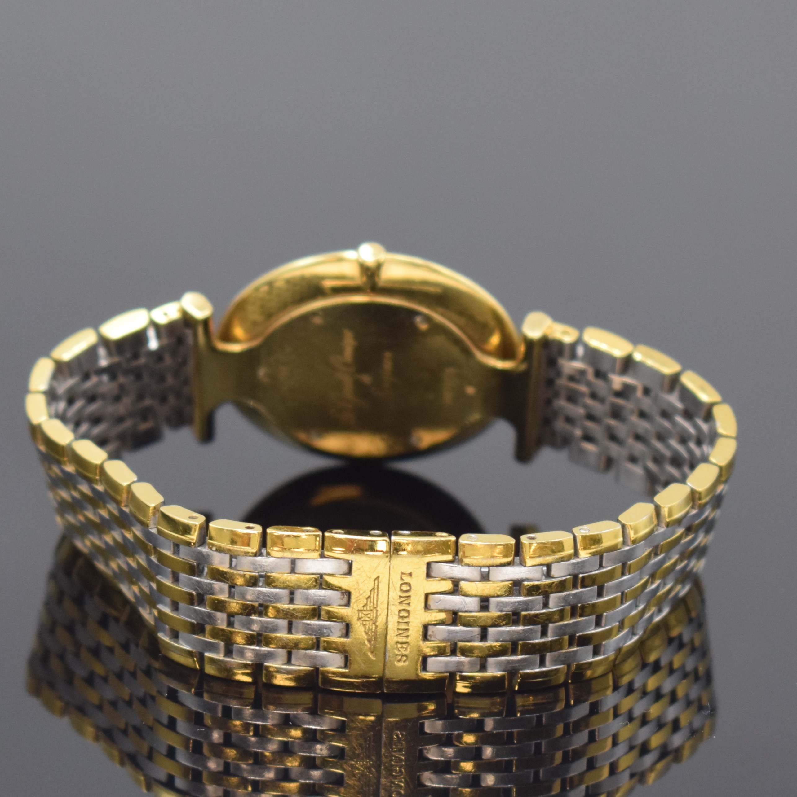 Detail b: LONGINES La Grande Classique Armbanduhr Referenz L4.709.2, Schweiz um 2012, quarz, verg. Gehäuse inkl. Gliederband m. dopp. Faltschl., Boden 6-fach ...