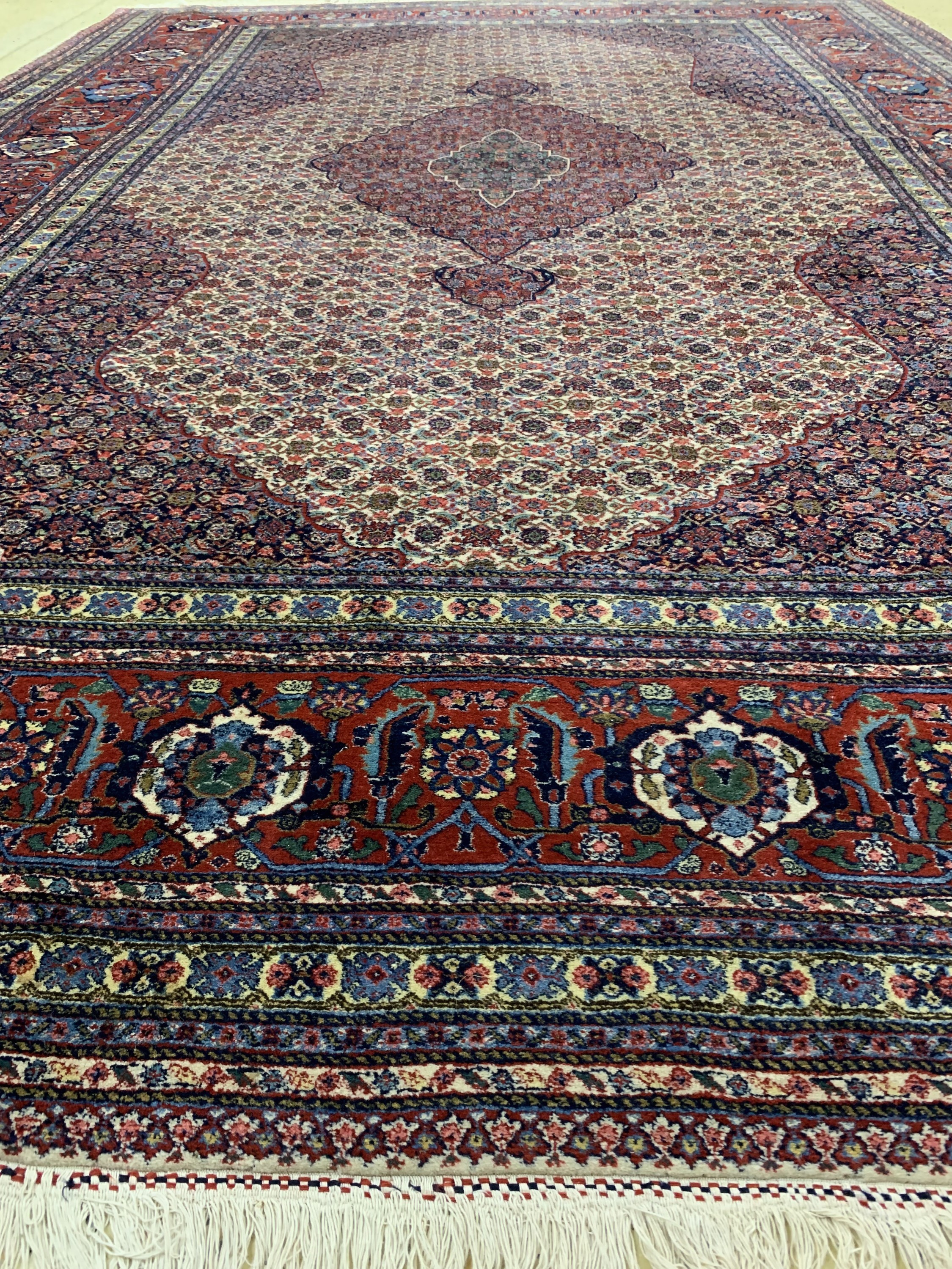 Detail d: Sarab"Maschaiekhi" alt, Persien, Anfang 20.Jhd, Wolle auf Baumwolle, ca. 360 x 256 cm,EHZ: 2