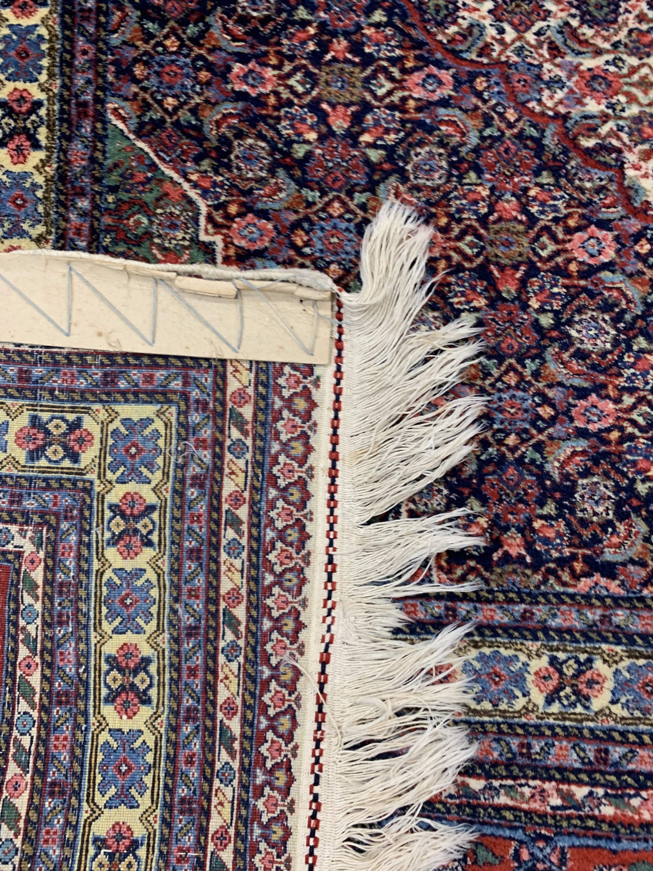 Detail e: Sarab"Maschaiekhi" alt, Persien, Anfang 20.Jhd, Wolle auf Baumwolle, ca. 360 x 256 cm,EHZ: 2