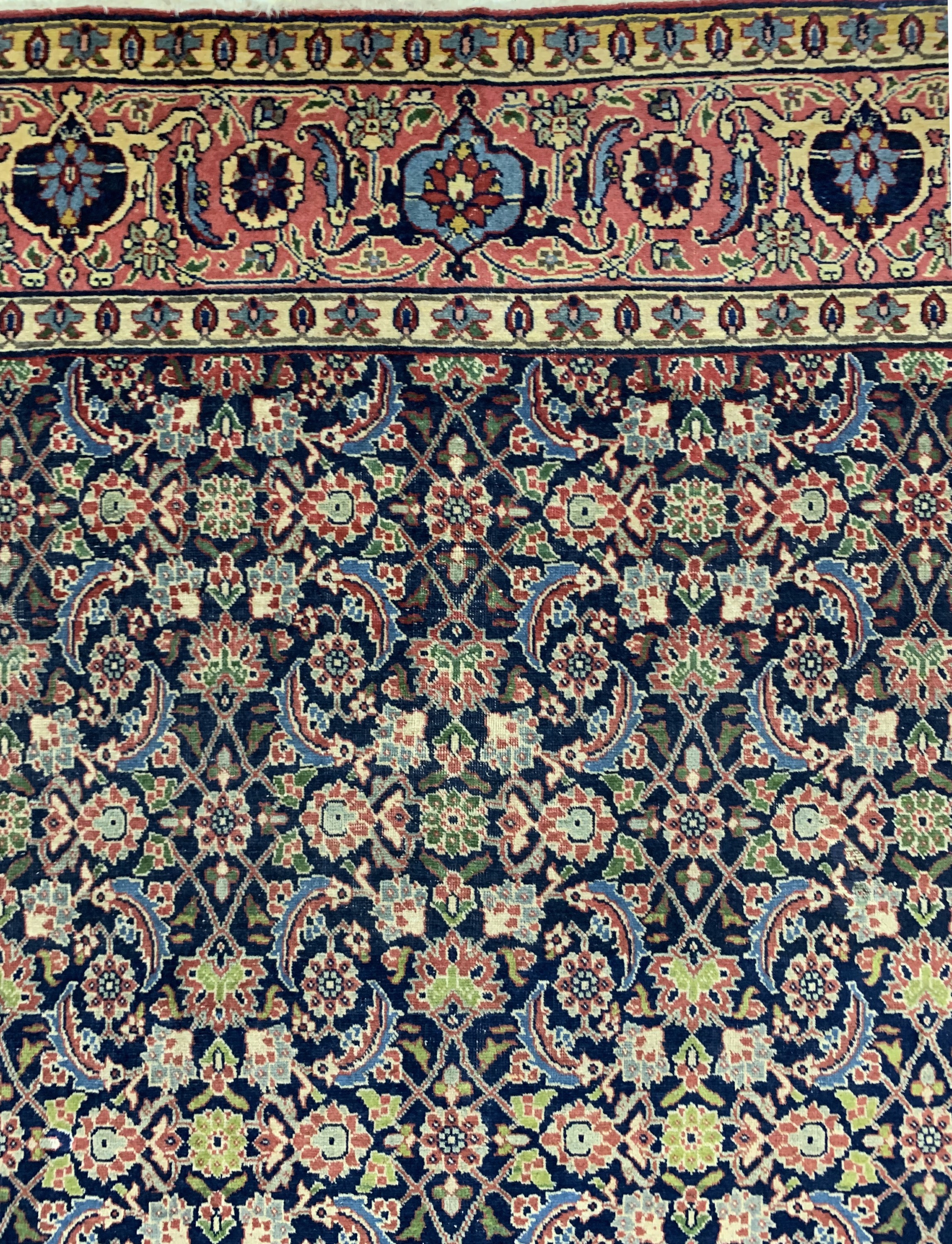 Detail b: Täbriz alt, Persien, Anfang 20.Jhd, Wolle auf Baumwolle, ca. 326 x 226 cm, EHZ: 3