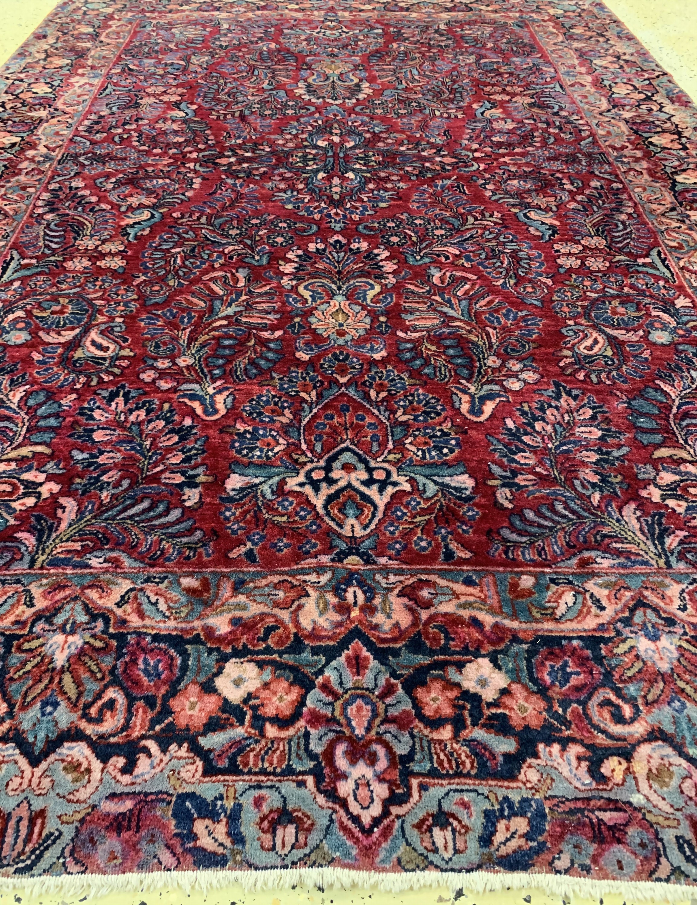 Detail d: Us Re-Import Sarogh, Persien, Anfang 20.Jhd, Korkwolle auf Baumwolle, ca. 233 x 153cm, EHZ: 2-3