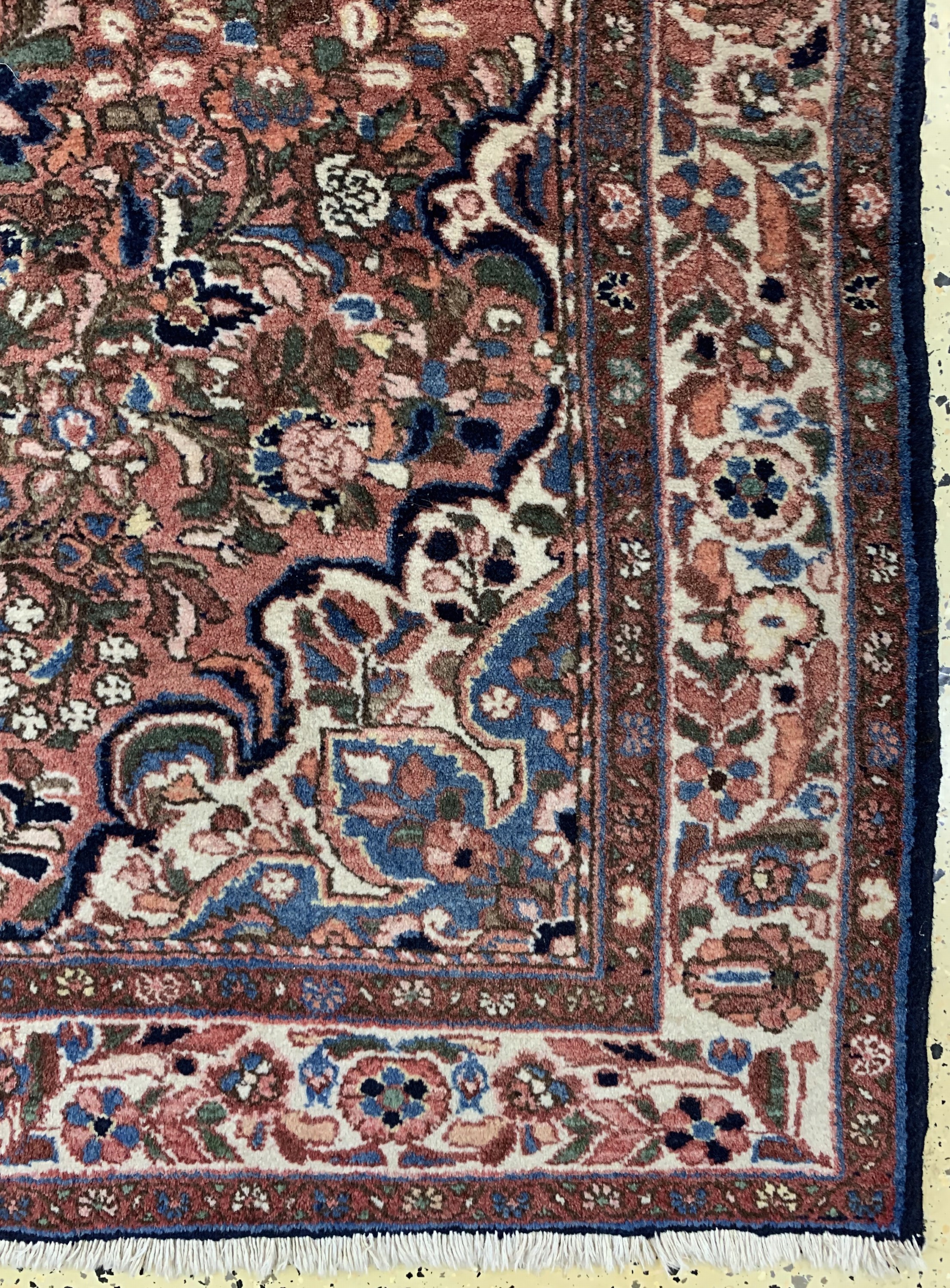 Detail a: Borchalu, Persien, Mitte 20.Jhd, Wolle auf Baumwolle, ca. 210 x 150 cm, verblasst, EHZ: 2