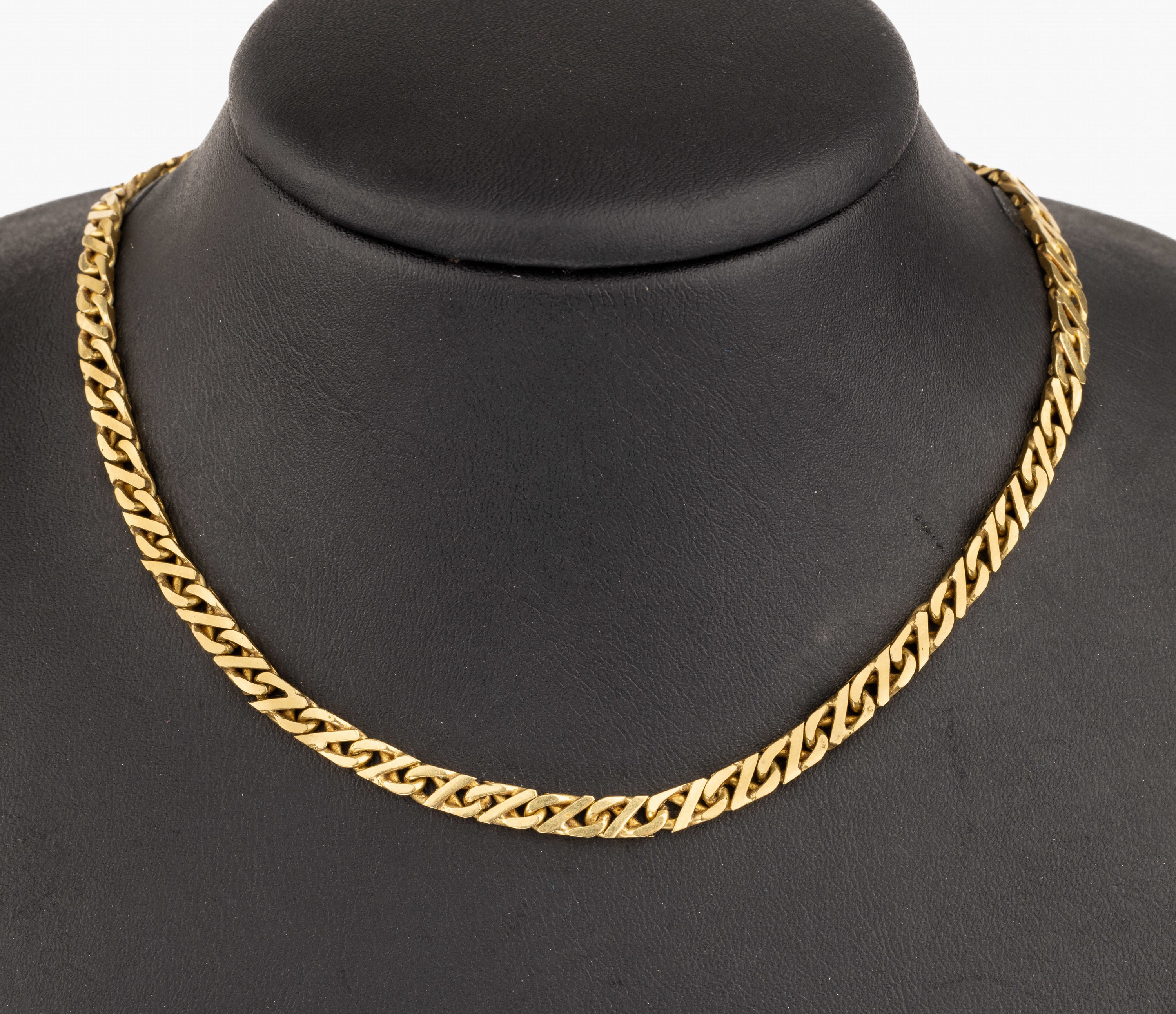 18 kt Gold Collier, GG 750/000, L. ca. 45 cm, Karabinerschließe, ca. 33.4 g