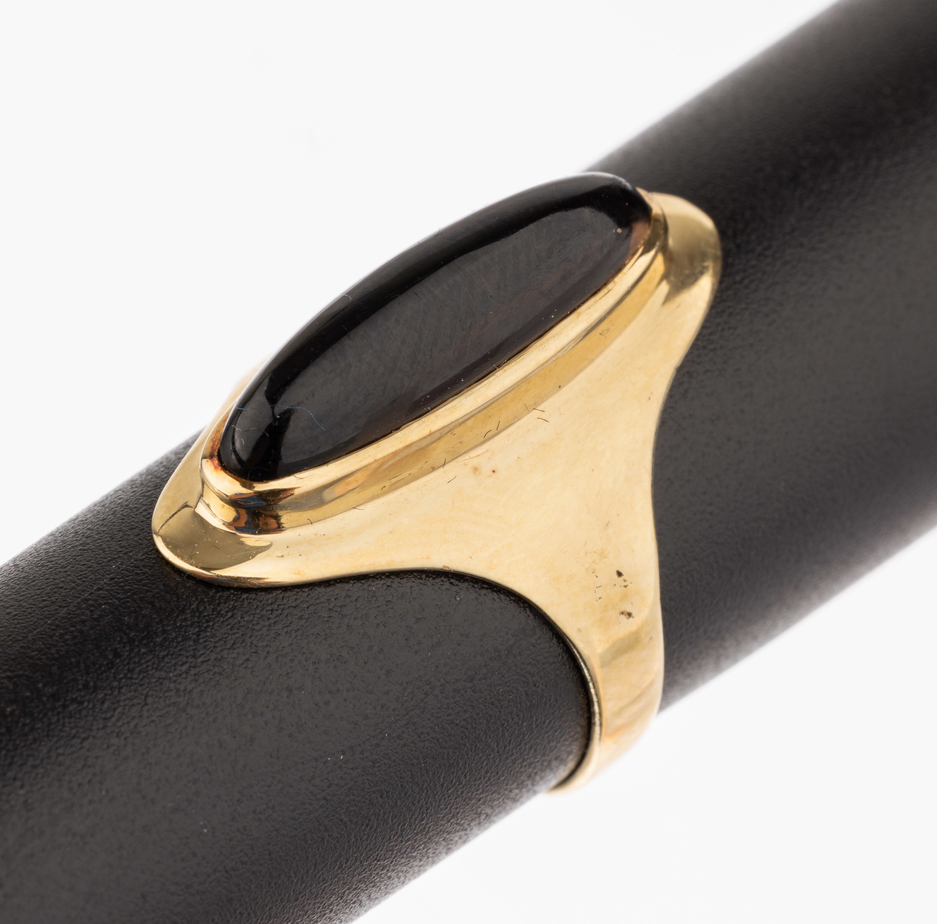 14 kt Gold Rauchquarz-Ring, GG 585/000, länglich ovaler Rauchquarz-Cabochon, RW 56, ca. 4.6 g