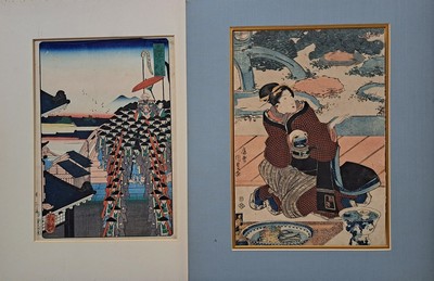 26771904b - Collection of 28 Japanese color woodcuts Ukiyo-e, 19th century, inter alia: Eisen, Toyokuni I and II, Kunisada, Utagawa, Hokusai, Kuniyoshi and others, representation of Samurai, scenes from the Kabuki theater, scenes from everyday life, mostly in oban format, partly tanned or with visible signs of age.
