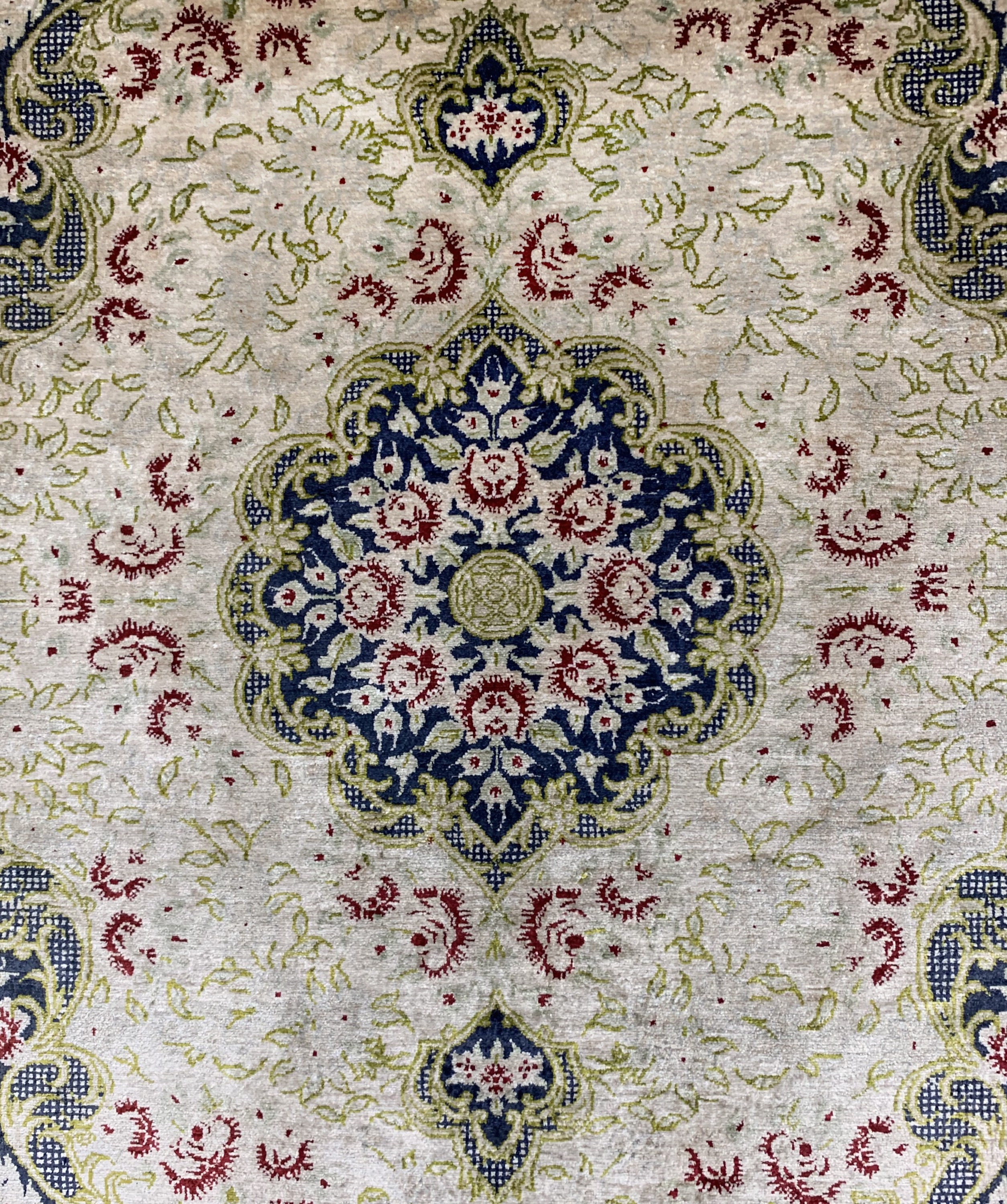 Detail a: Ghom Seide, Persien, Ende 20.Jhd, reine Naturseide, ca. 88 x 60 cm, ca. 1,0 Mio. Kn/qm, EHZ: 1-2