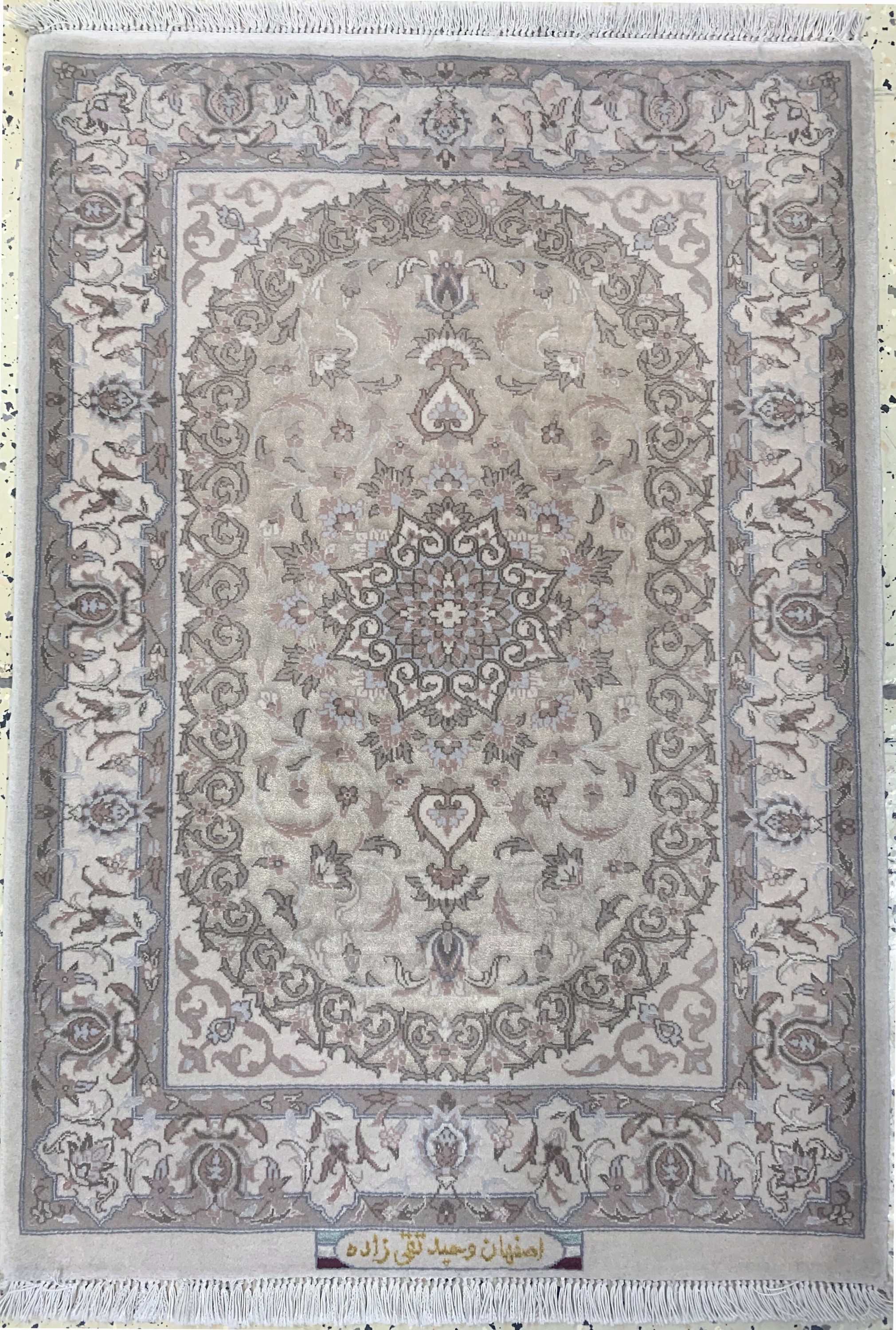 Esfahan fein"Seidengrund", Persien, Ende 20.Jhd, Korkwolle mit und auf Seide, ca. 88 x 62 cm, ca. 1,0 Mio. Kn/qm, EHZ: 1-2